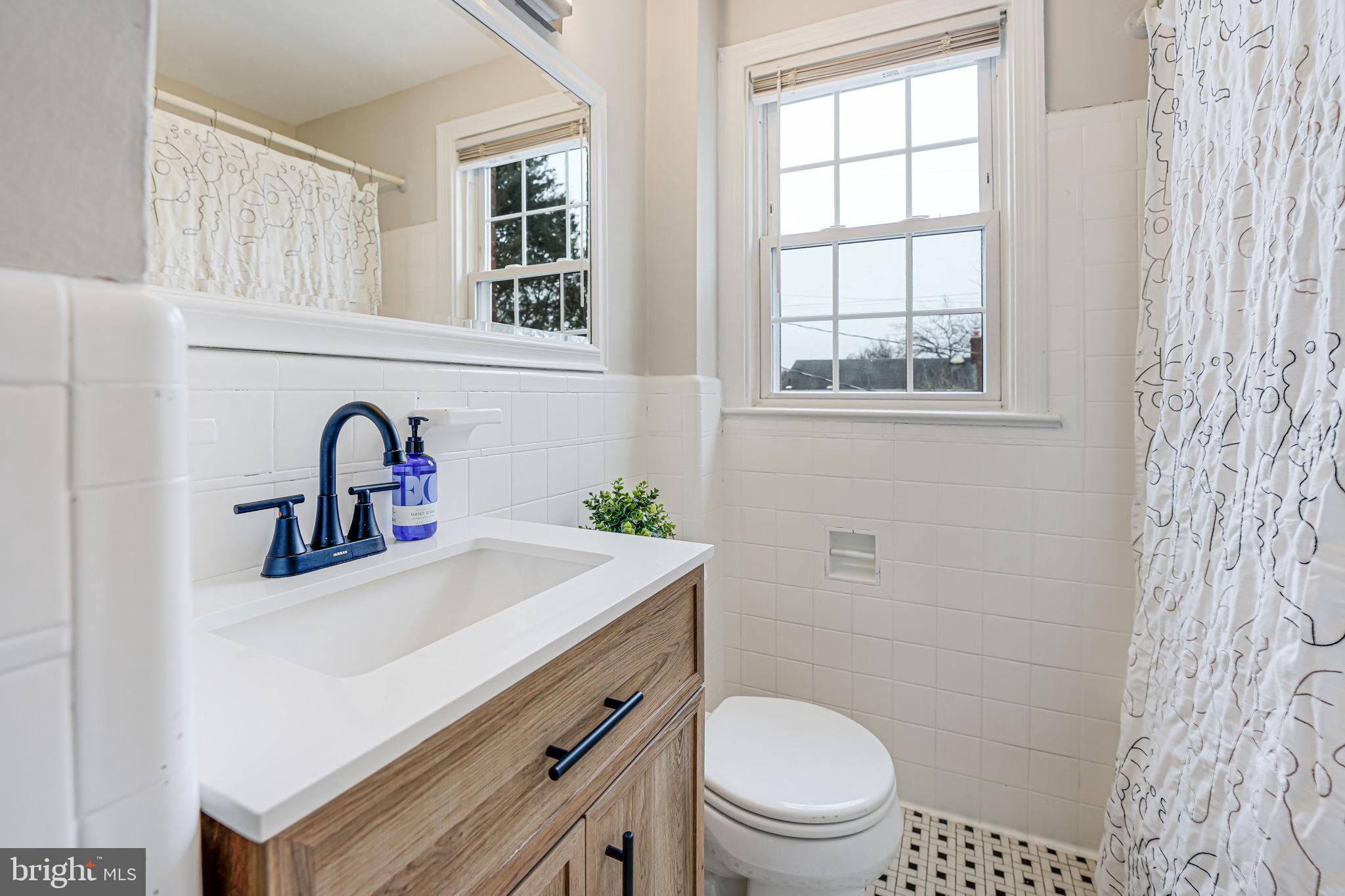 ARLINGTON HEIGHTS - Residential