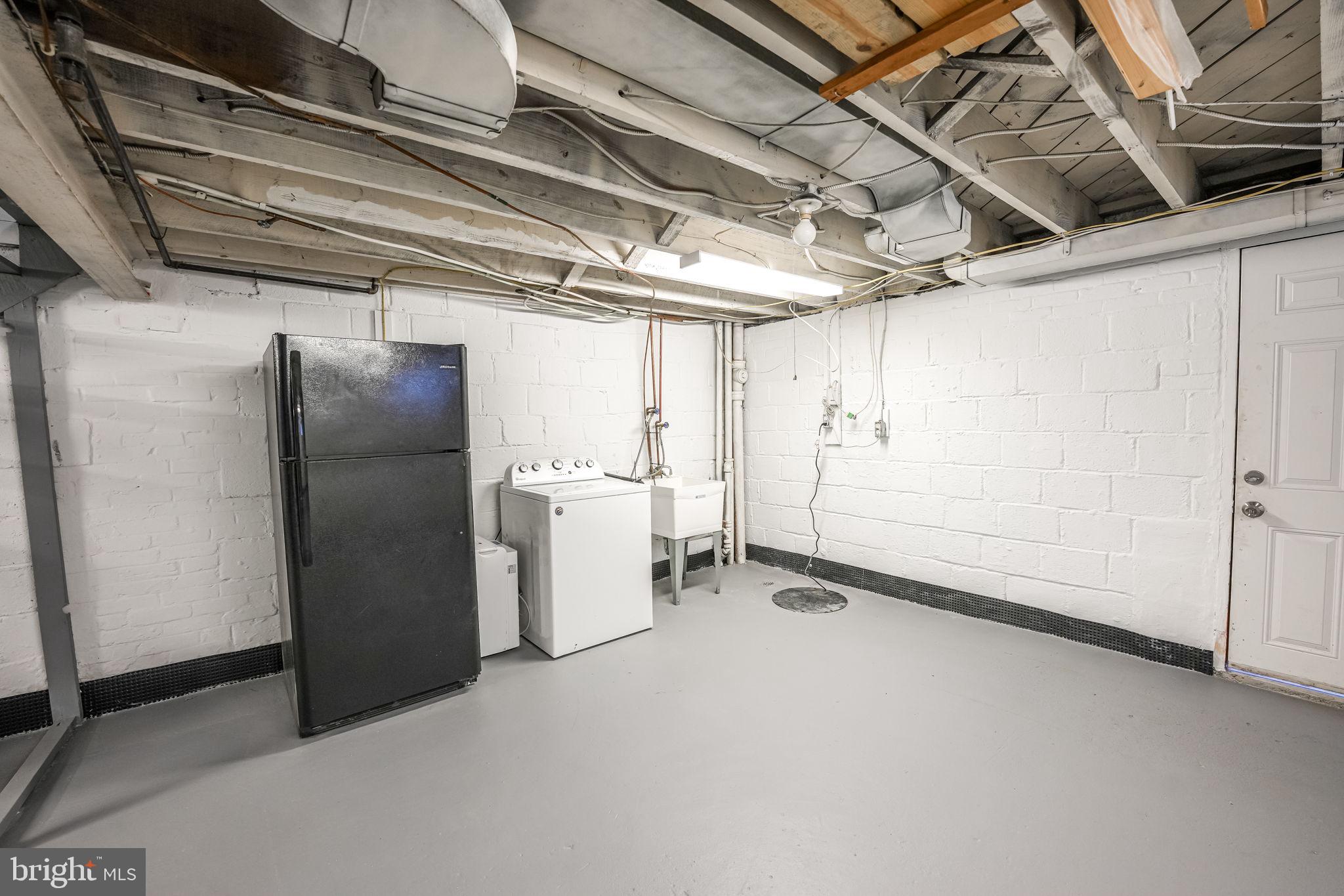 ARLINGTON HEIGHTS - Residential