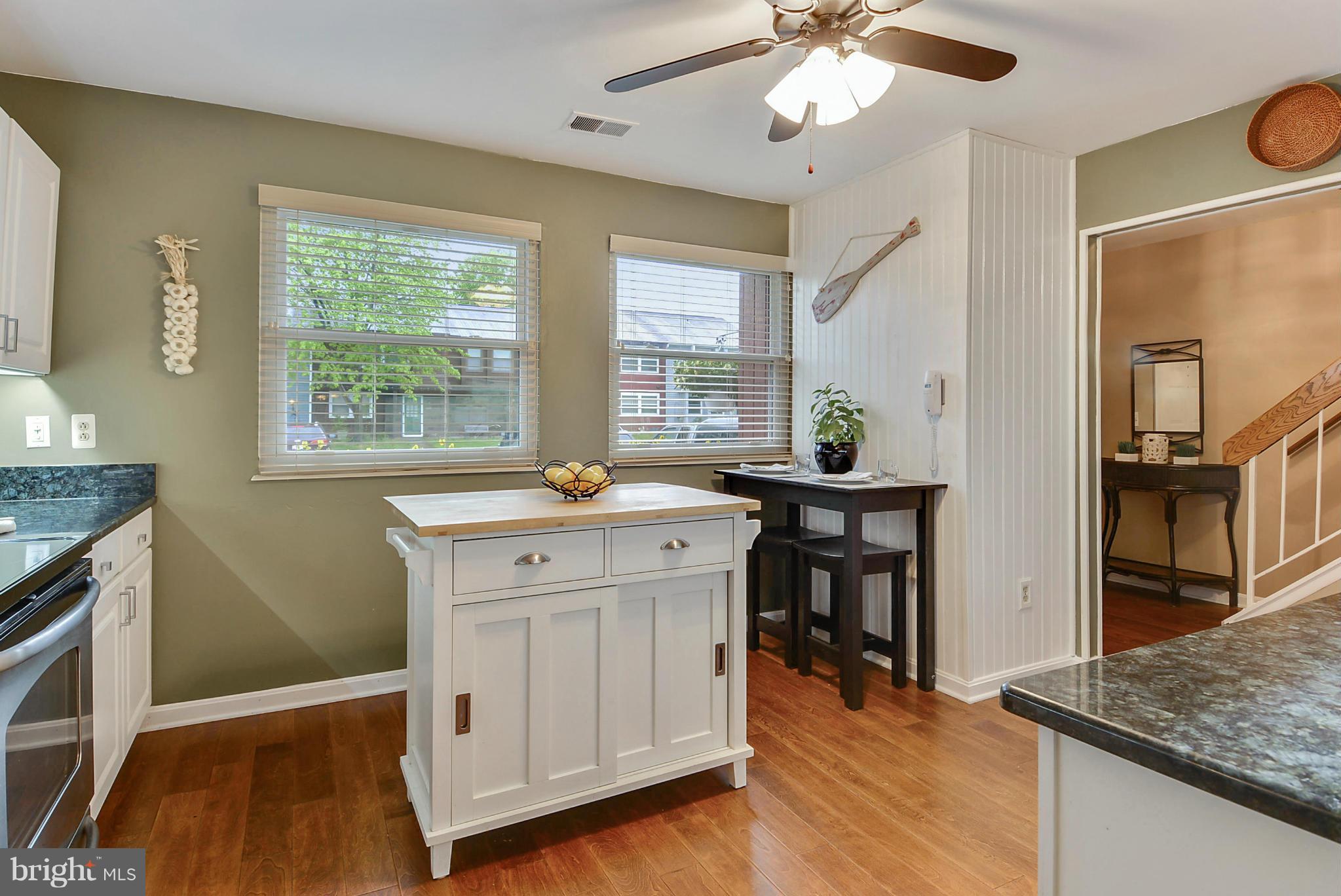 WHISPERING WOODS - Residential