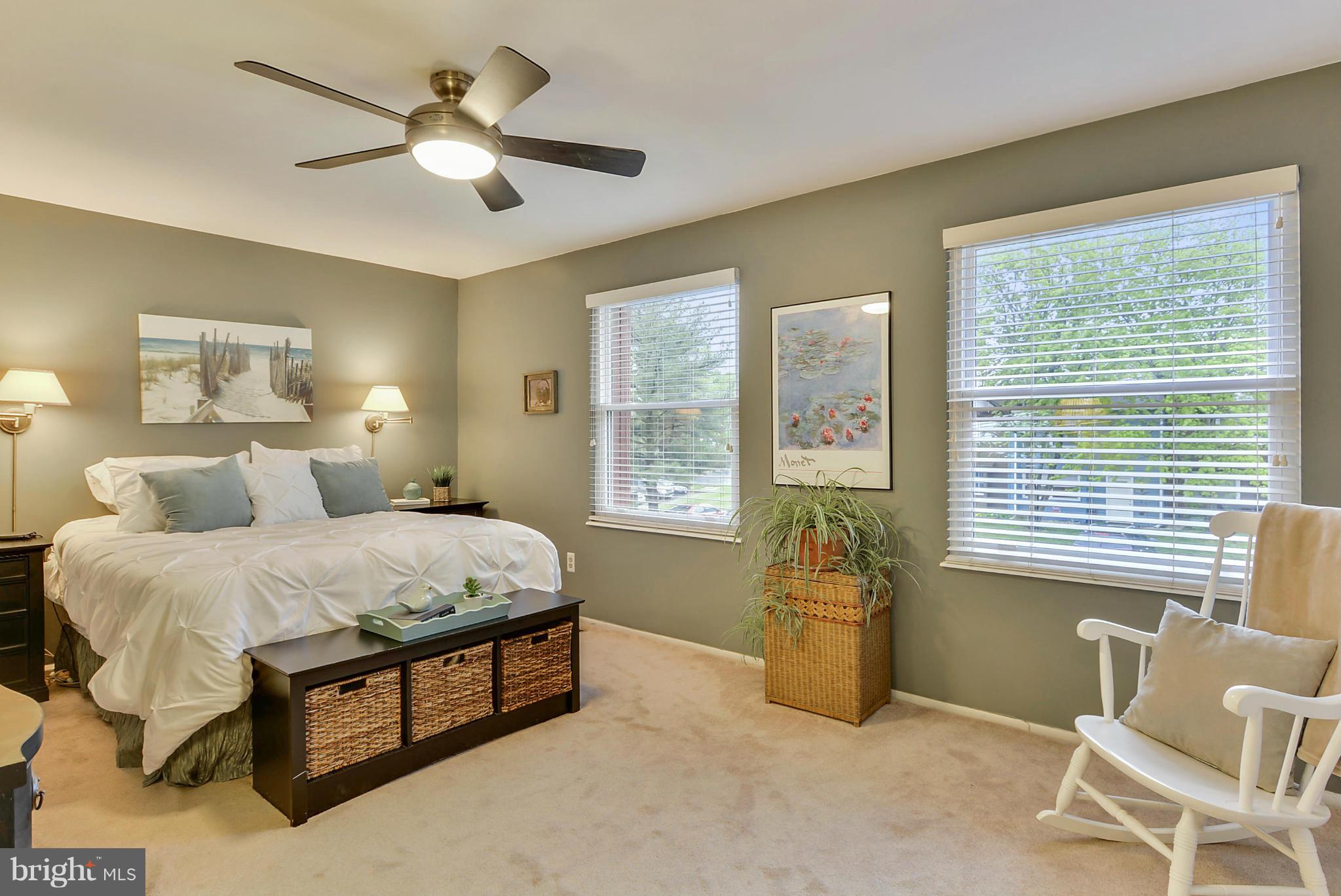 WHISPERING WOODS - Residential