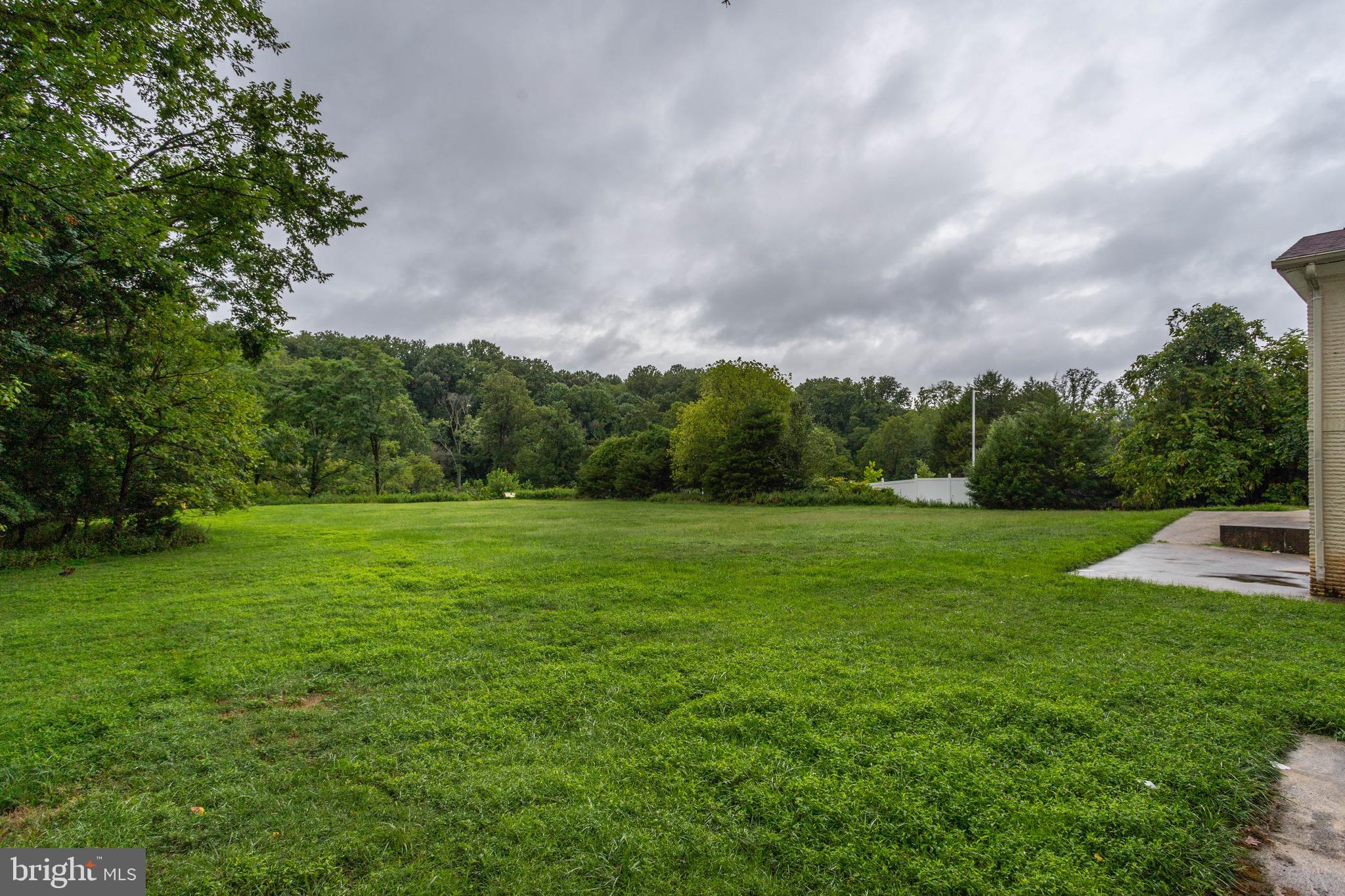 POTOMAC OUTSIDE - Residential