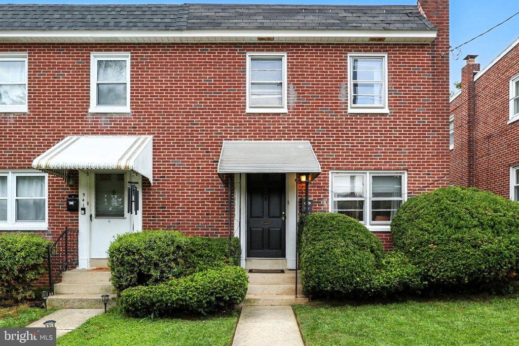 Photo of 939 Saint Joseph Street, LANCASTER, PA 17603 (MLS # PALA2074244)