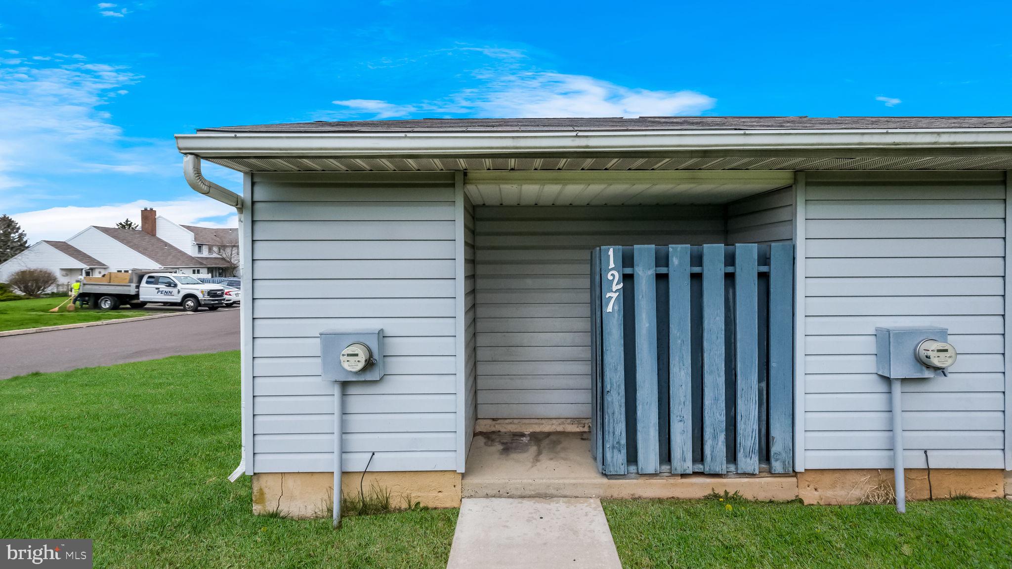 THE HIGHLANDS - Residential