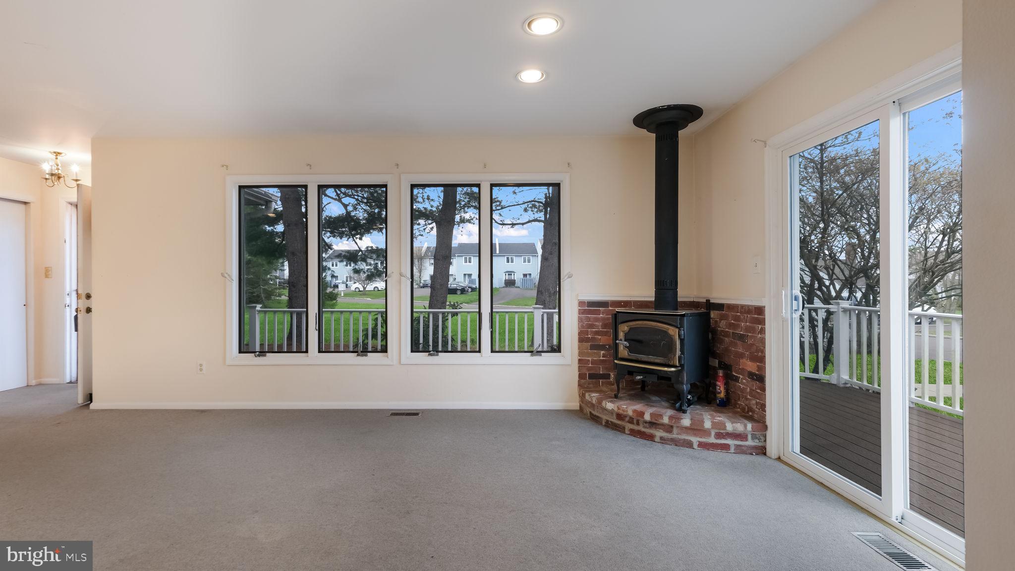 THE HIGHLANDS - Residential