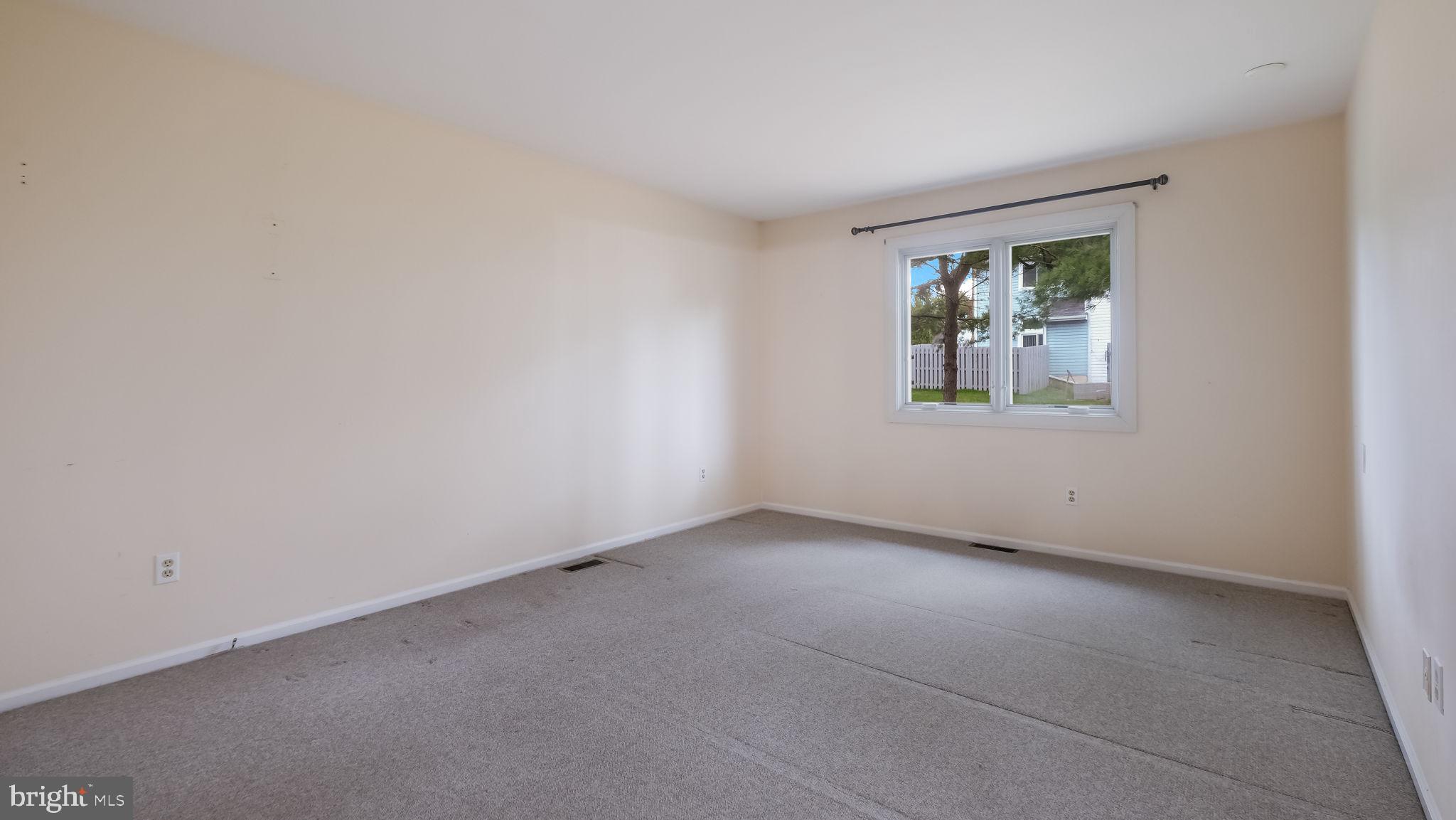 THE HIGHLANDS - Residential