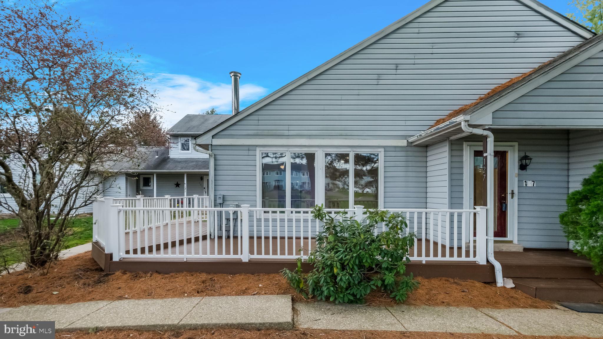 THE HIGHLANDS - Residential