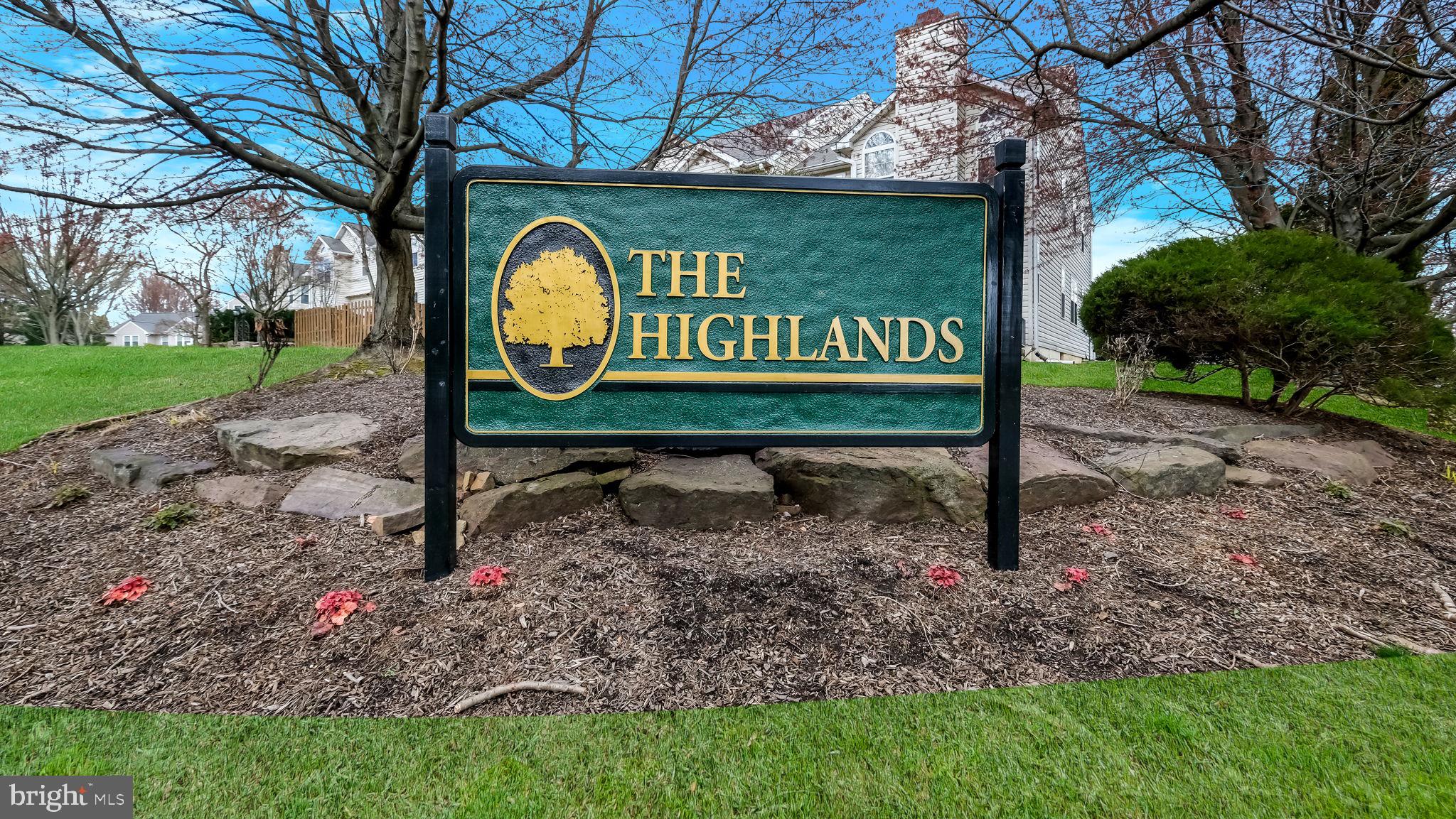 THE HIGHLANDS - Residential