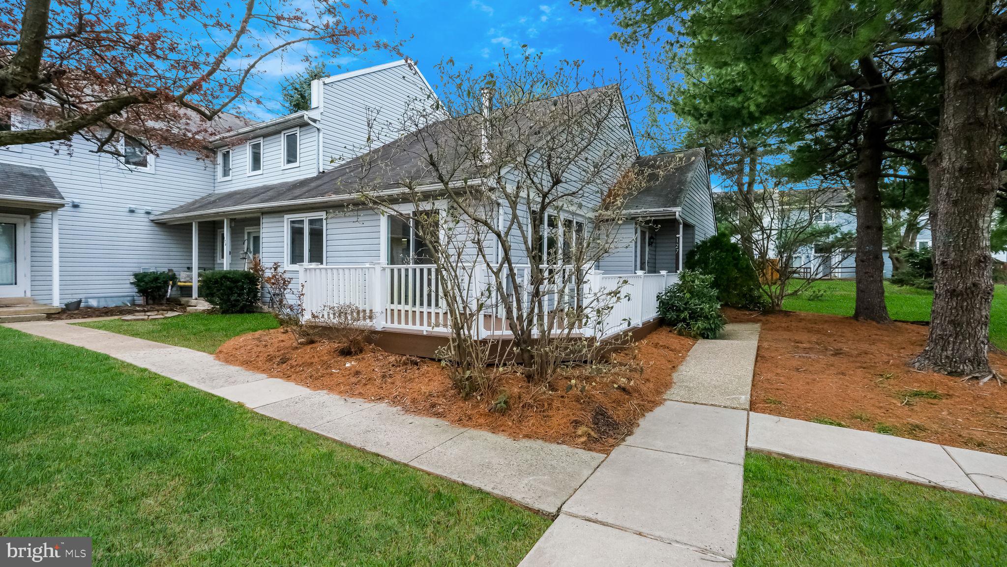 THE HIGHLANDS - Residential