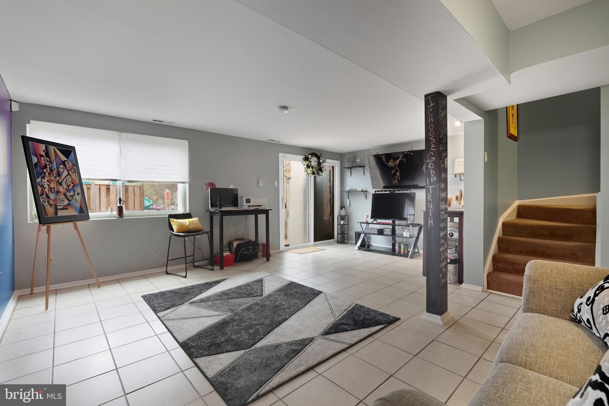 GLEN ORA - Residential