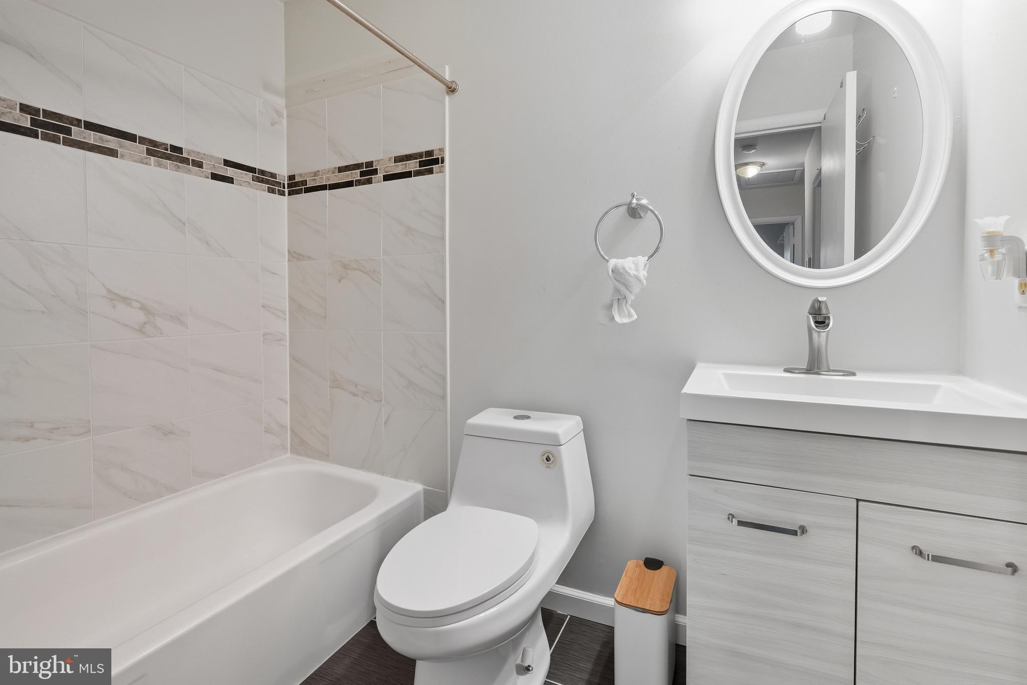 GLEN ORA - Residential