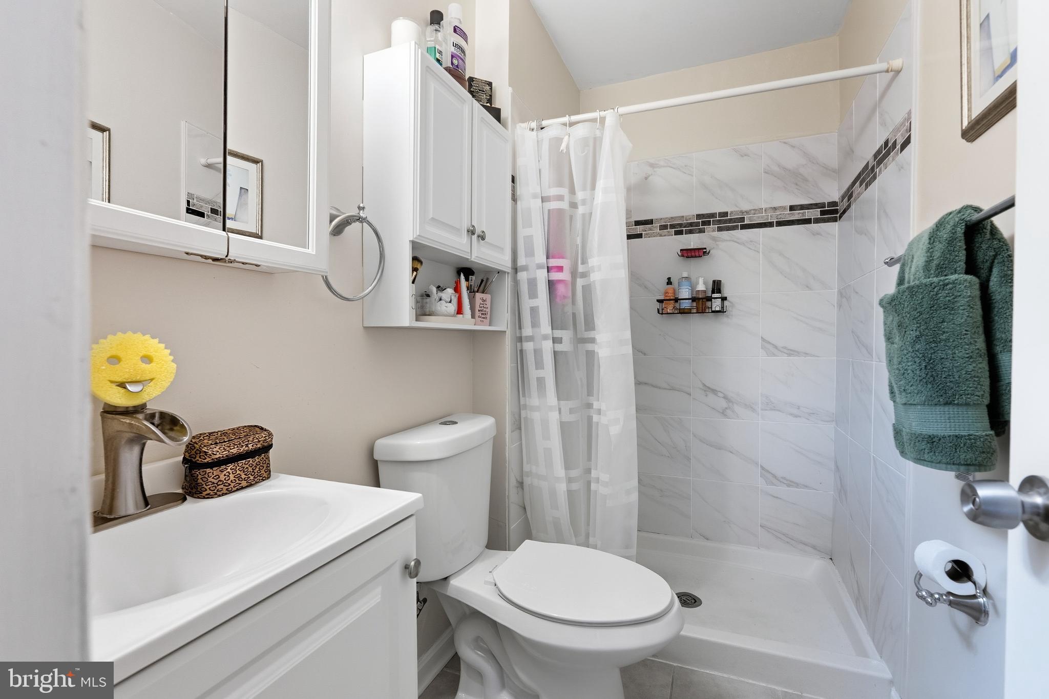 GLEN ORA - Residential