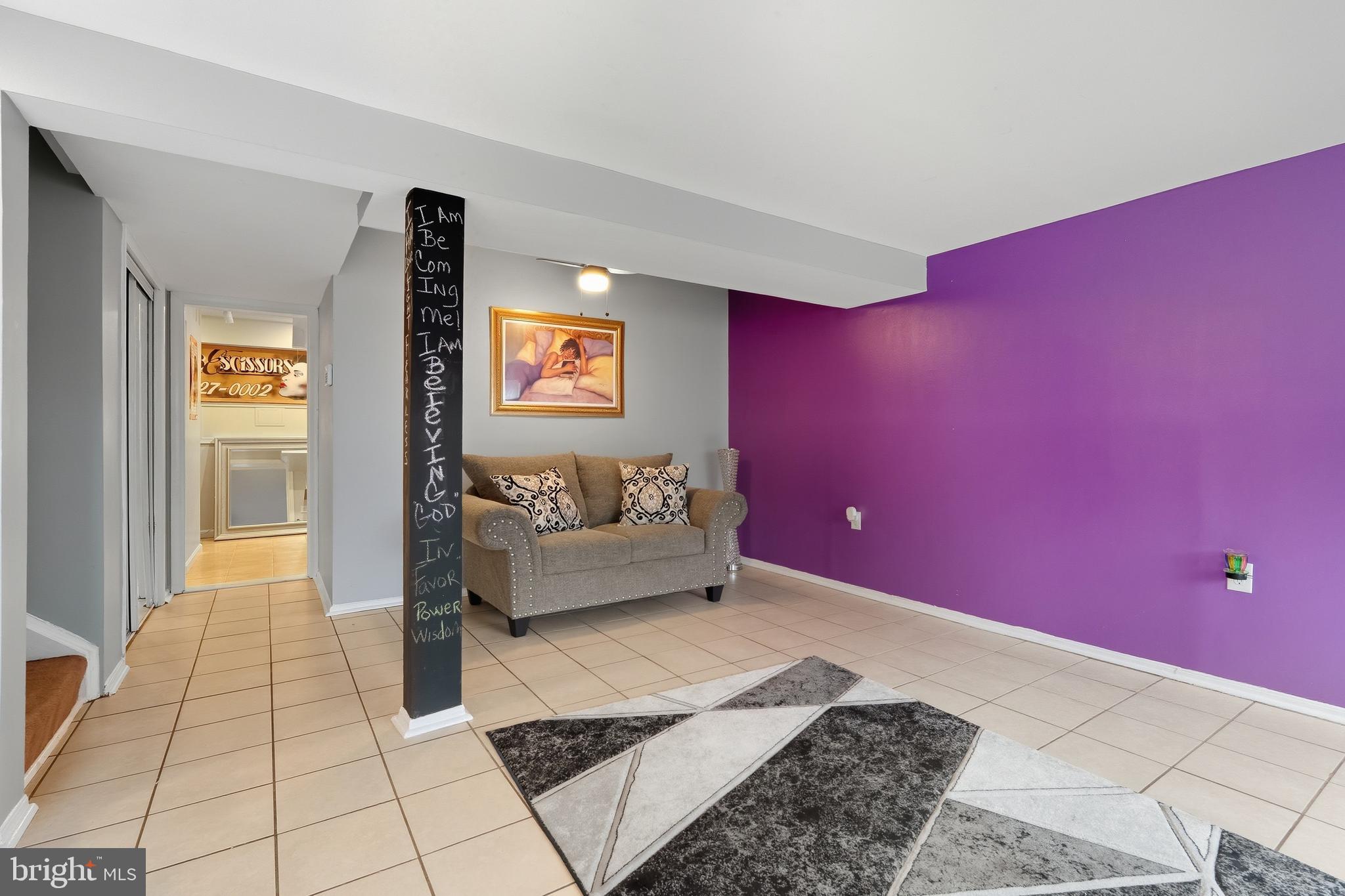 GLEN ORA - Residential