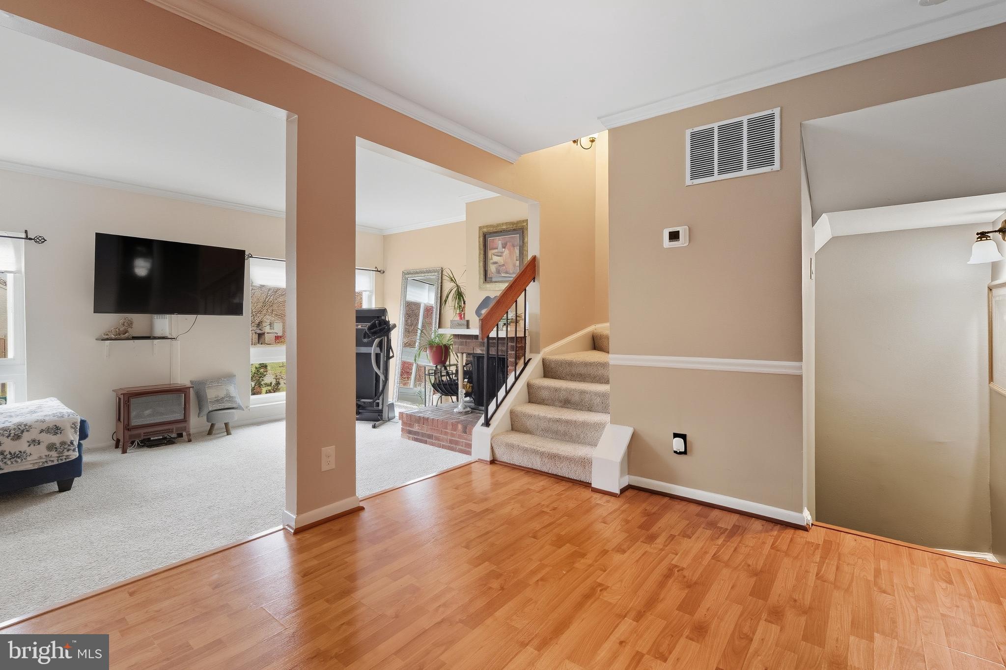 GLEN ORA - Residential