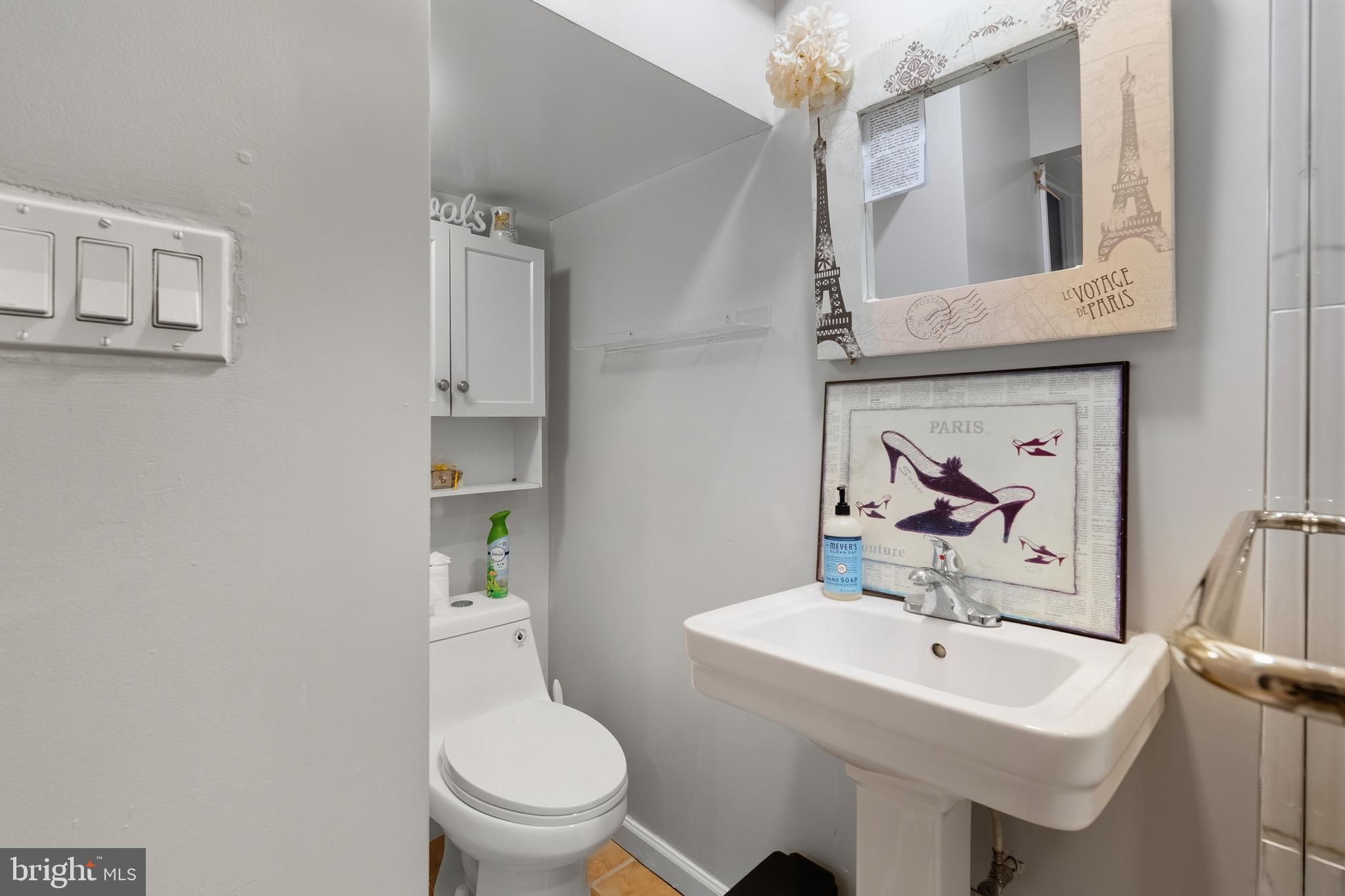 GLEN ORA - Residential