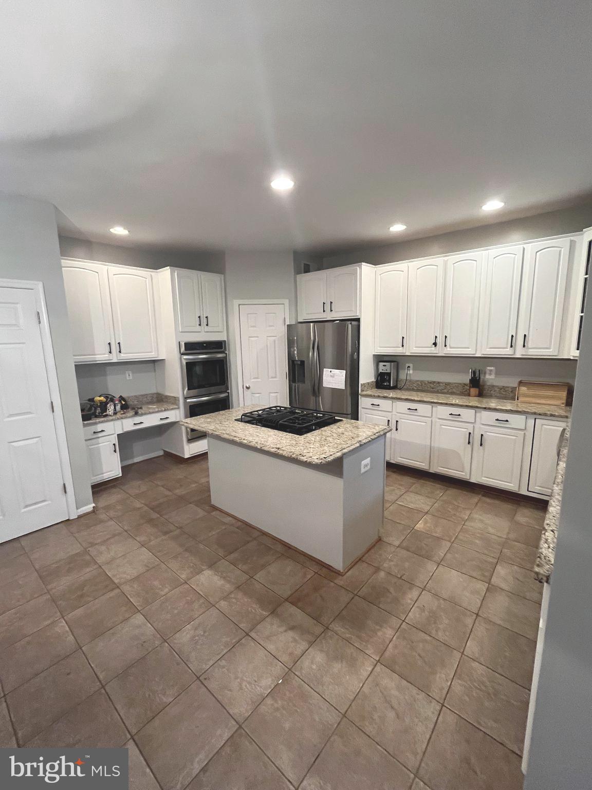MARBURY - Residential Lease
