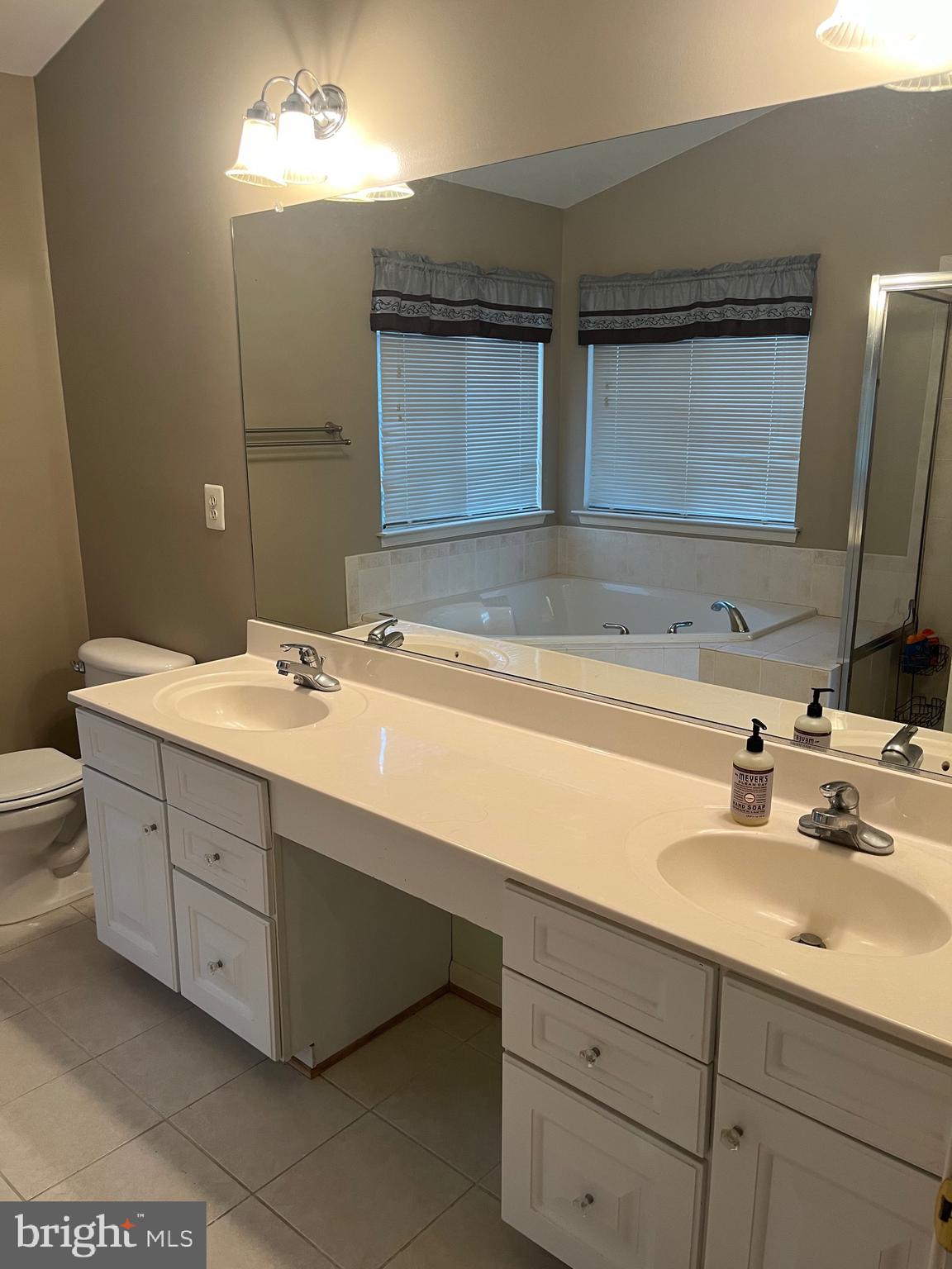 MARBURY - Residential Lease