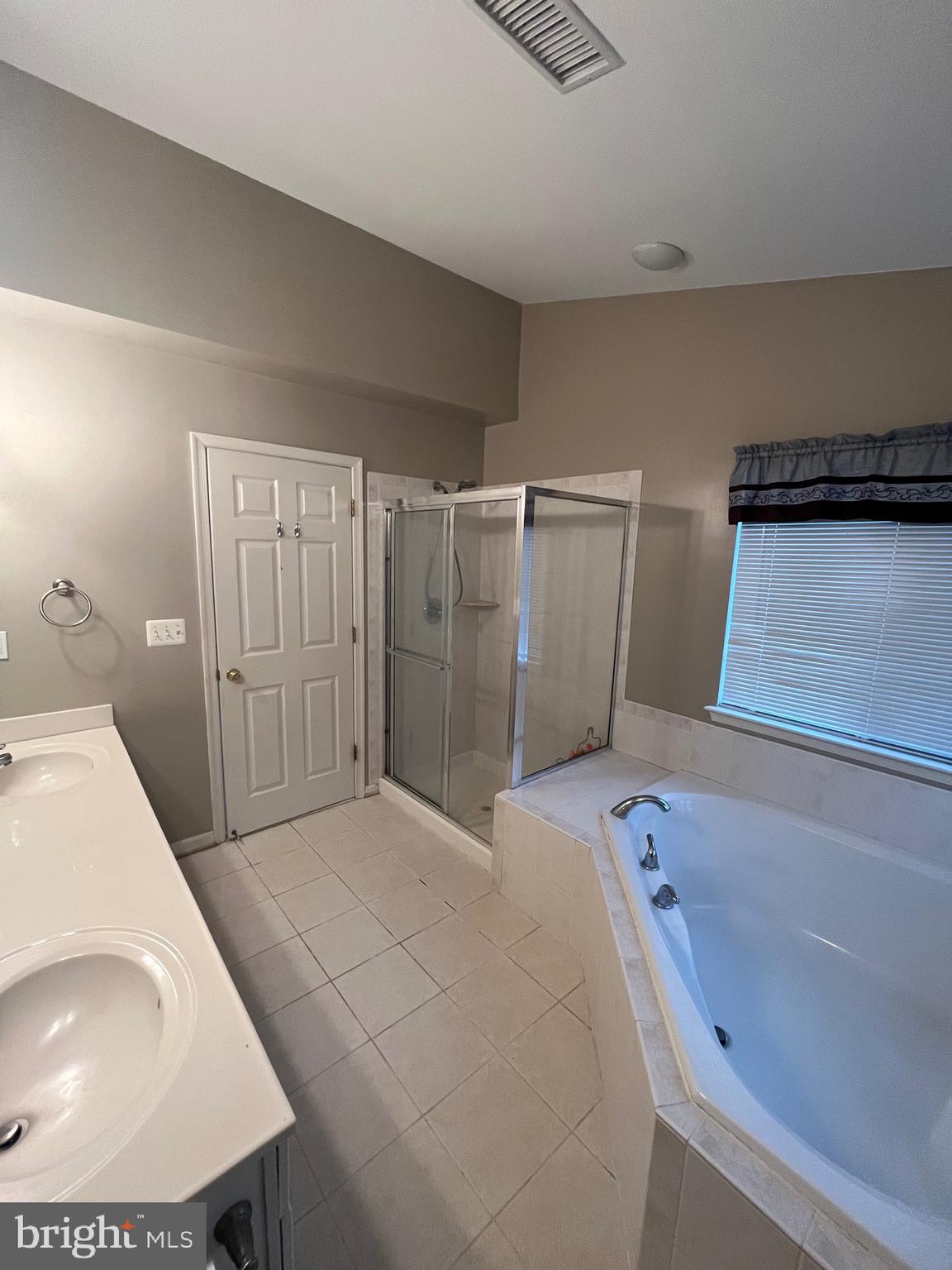 MARBURY - Residential Lease