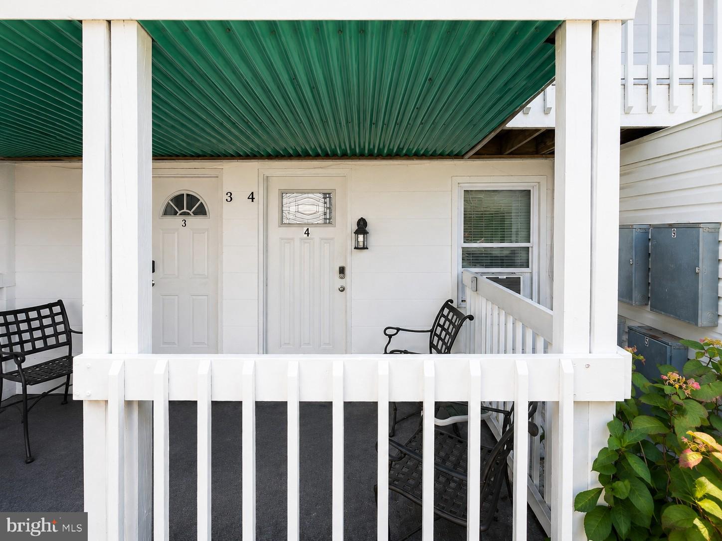 13 40TH STREET 4