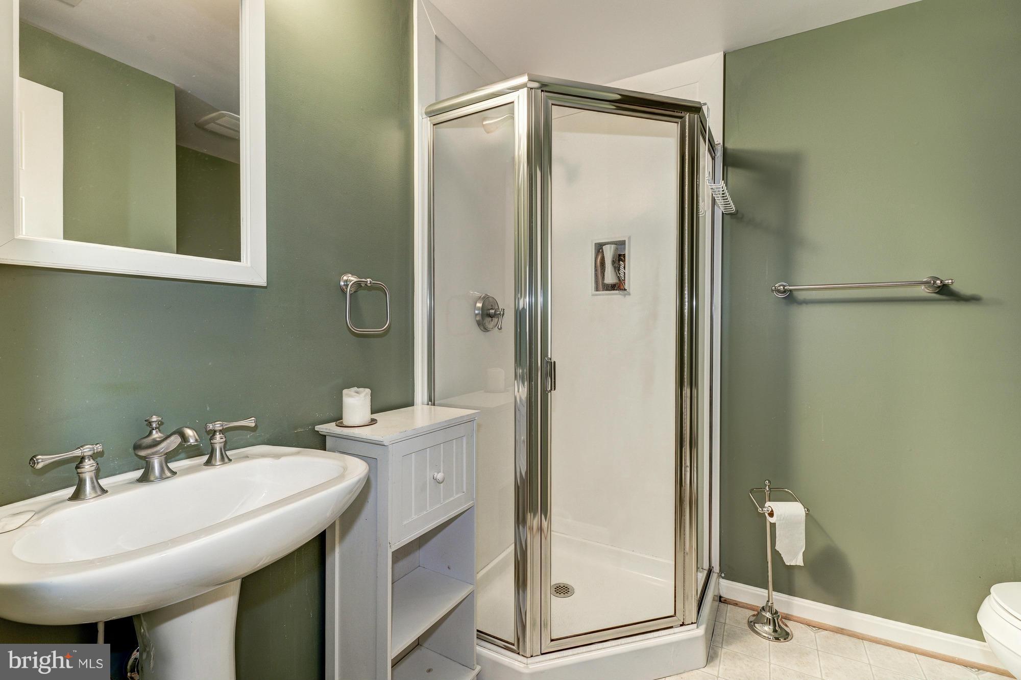 RIVER FALLS - Residential