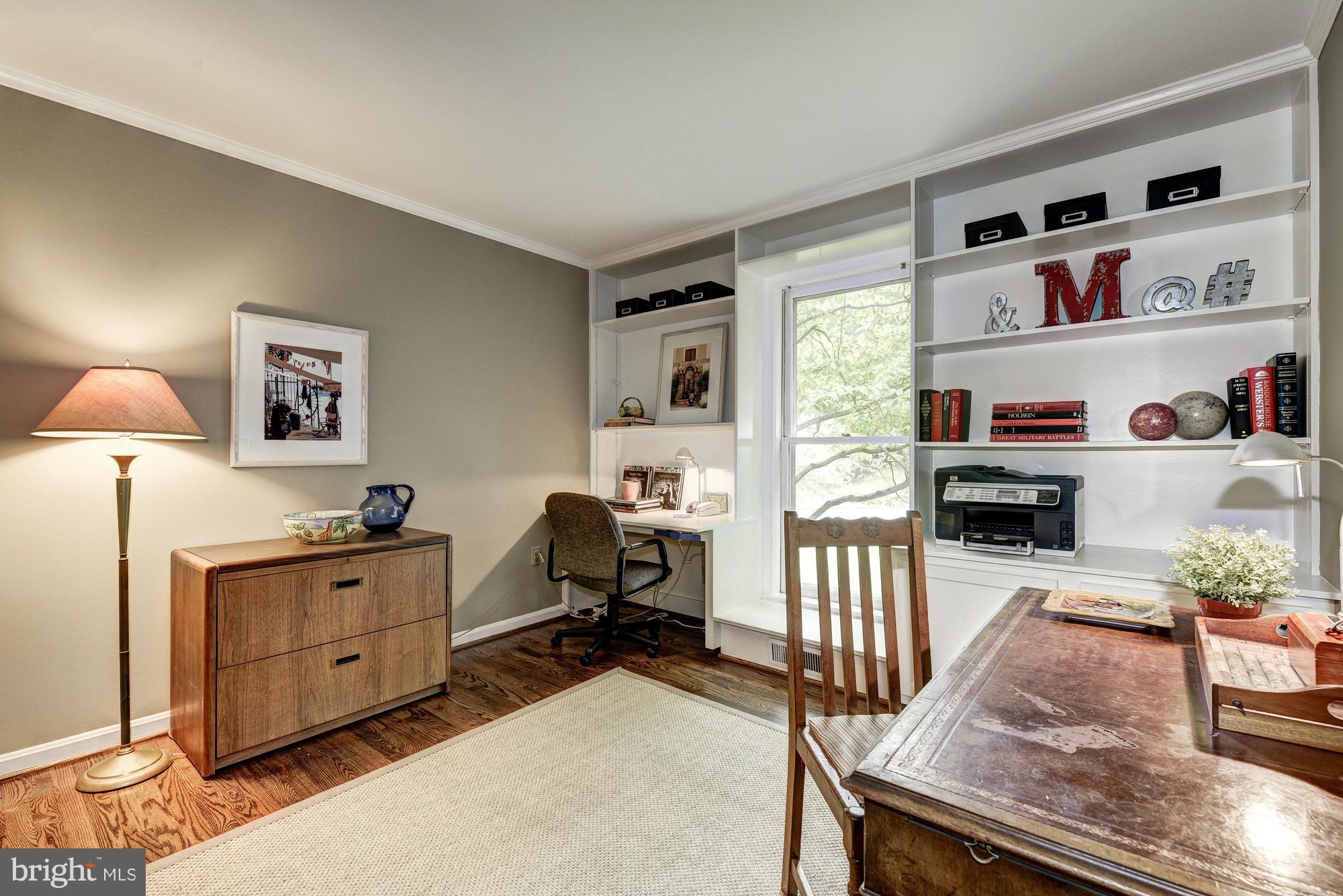 RIVER FALLS - Residential