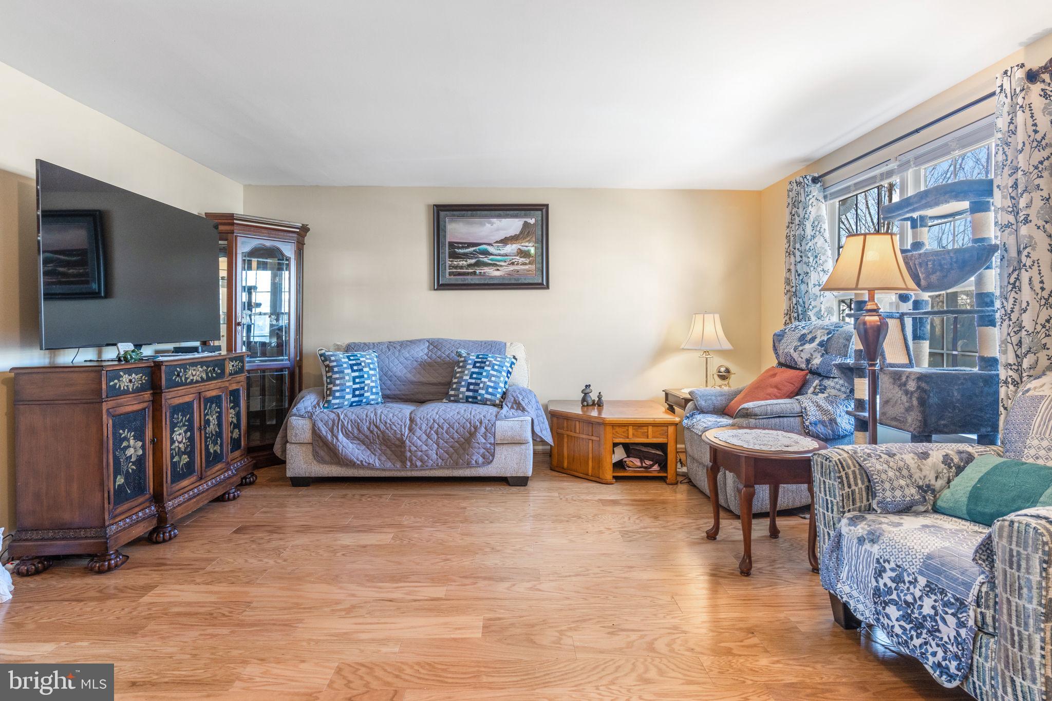 GEORGIAN HAMLET - Residential