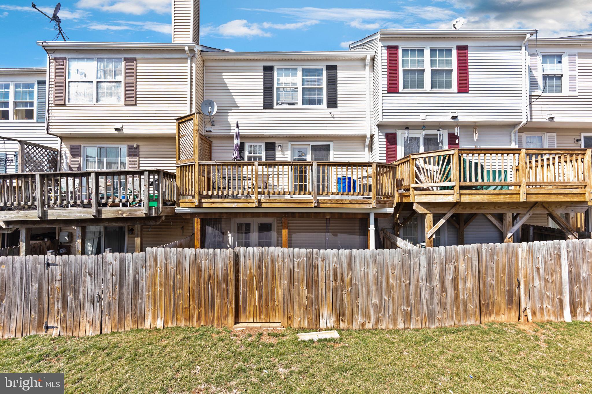GEORGIAN HAMLET - Residential
