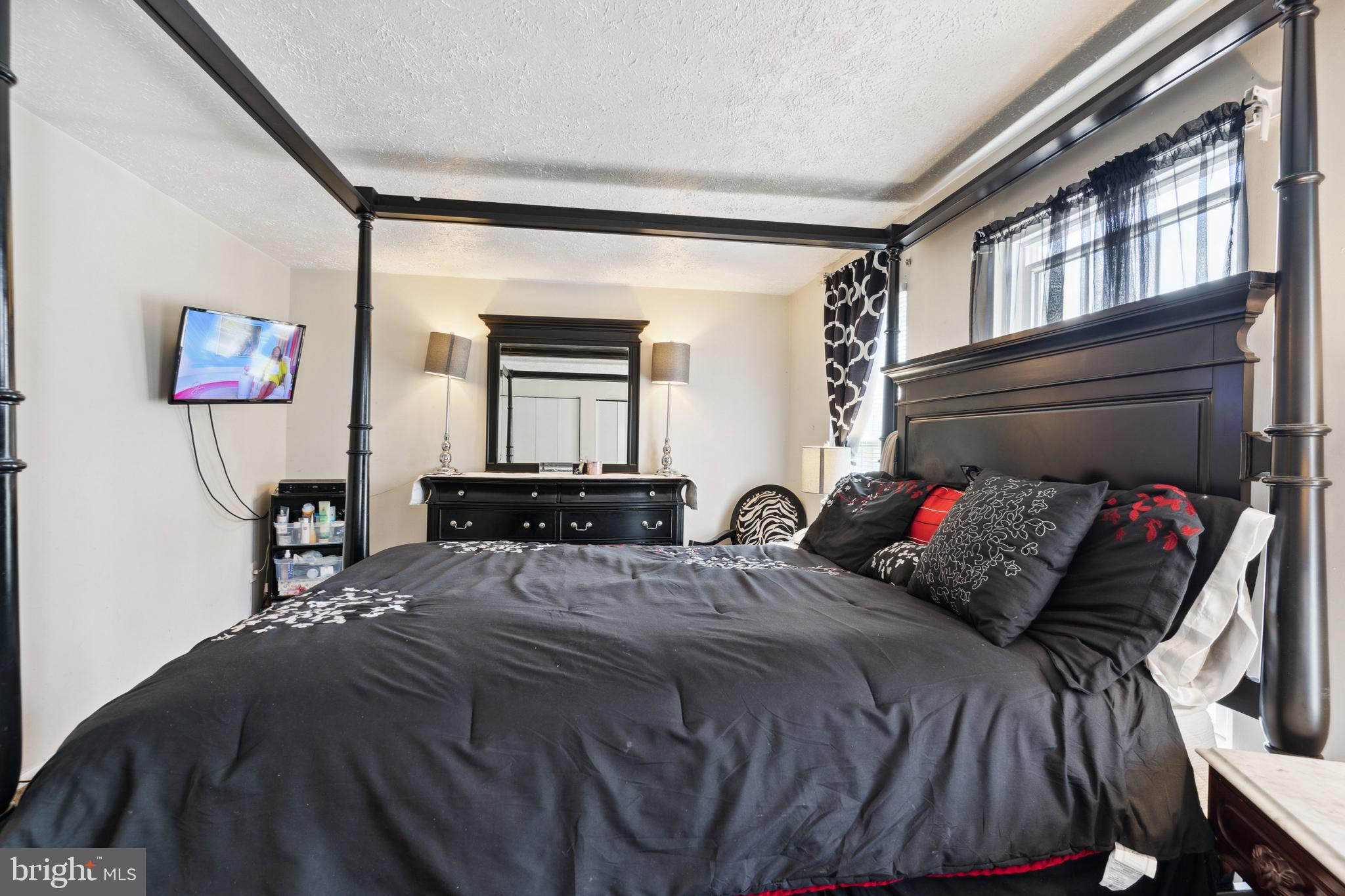 MARLBOROUGH TOWNE - Residential