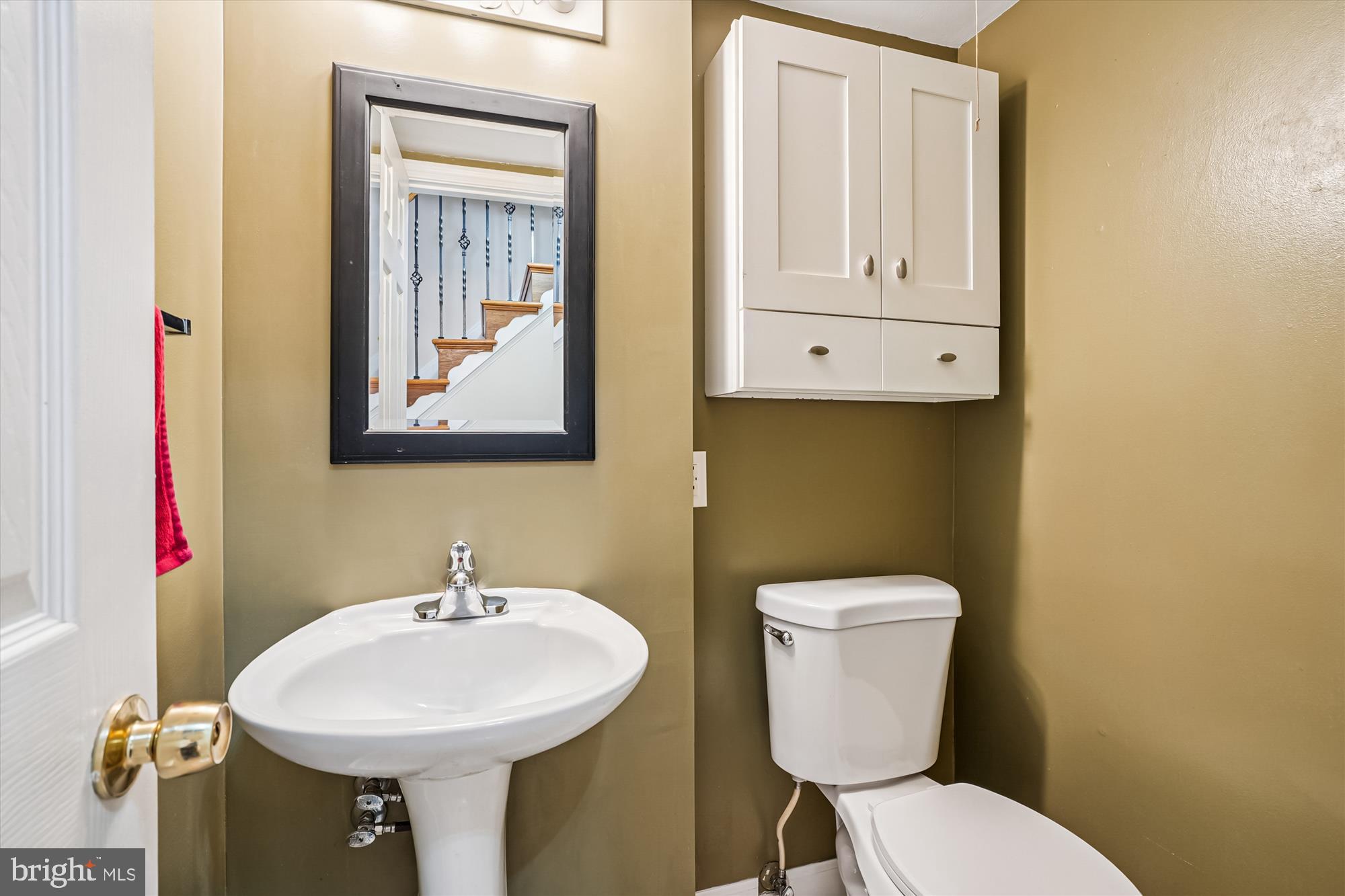 PORT O DUMFRIES - Residential Lease