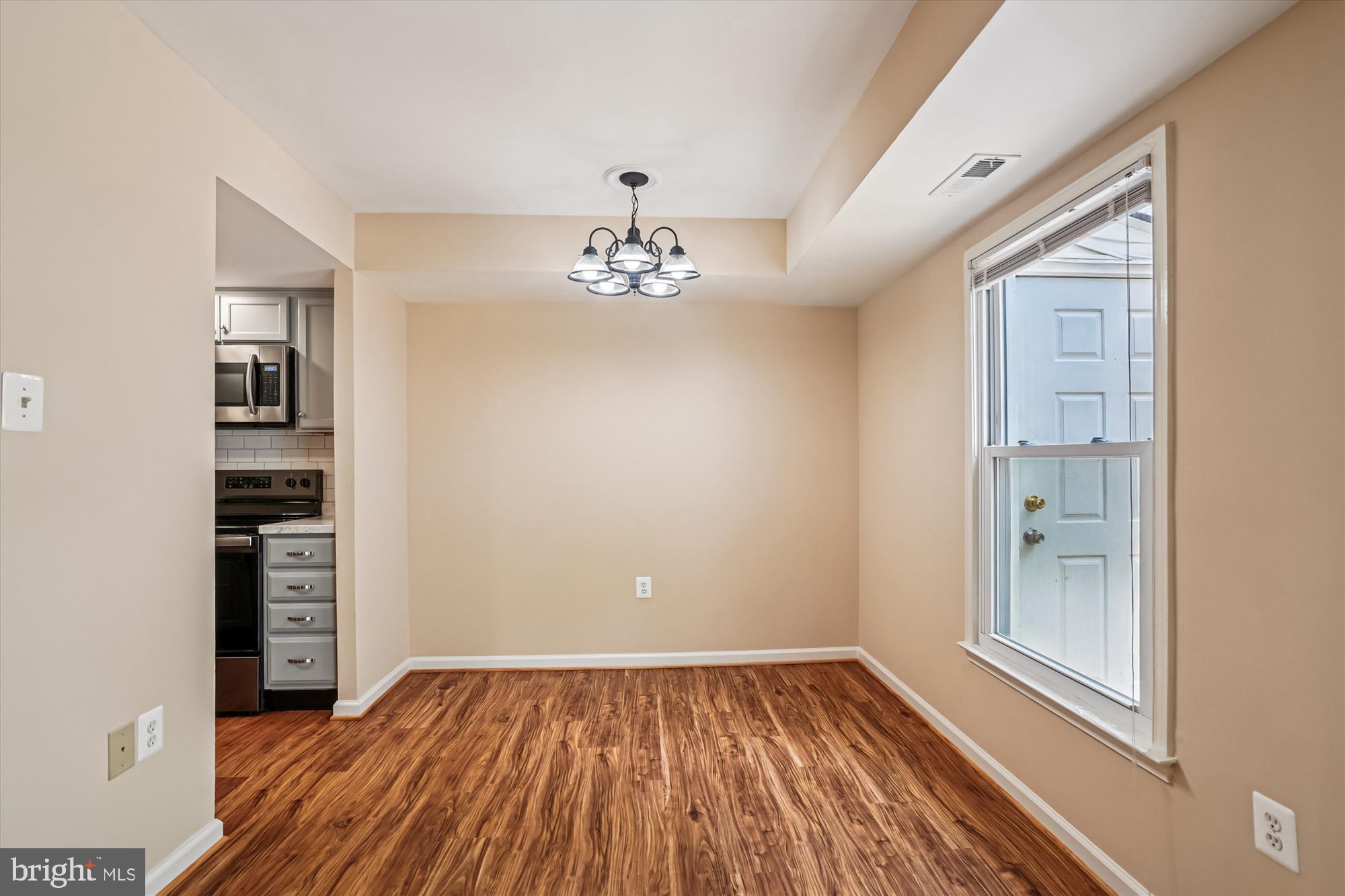 PORT O DUMFRIES - Residential Lease