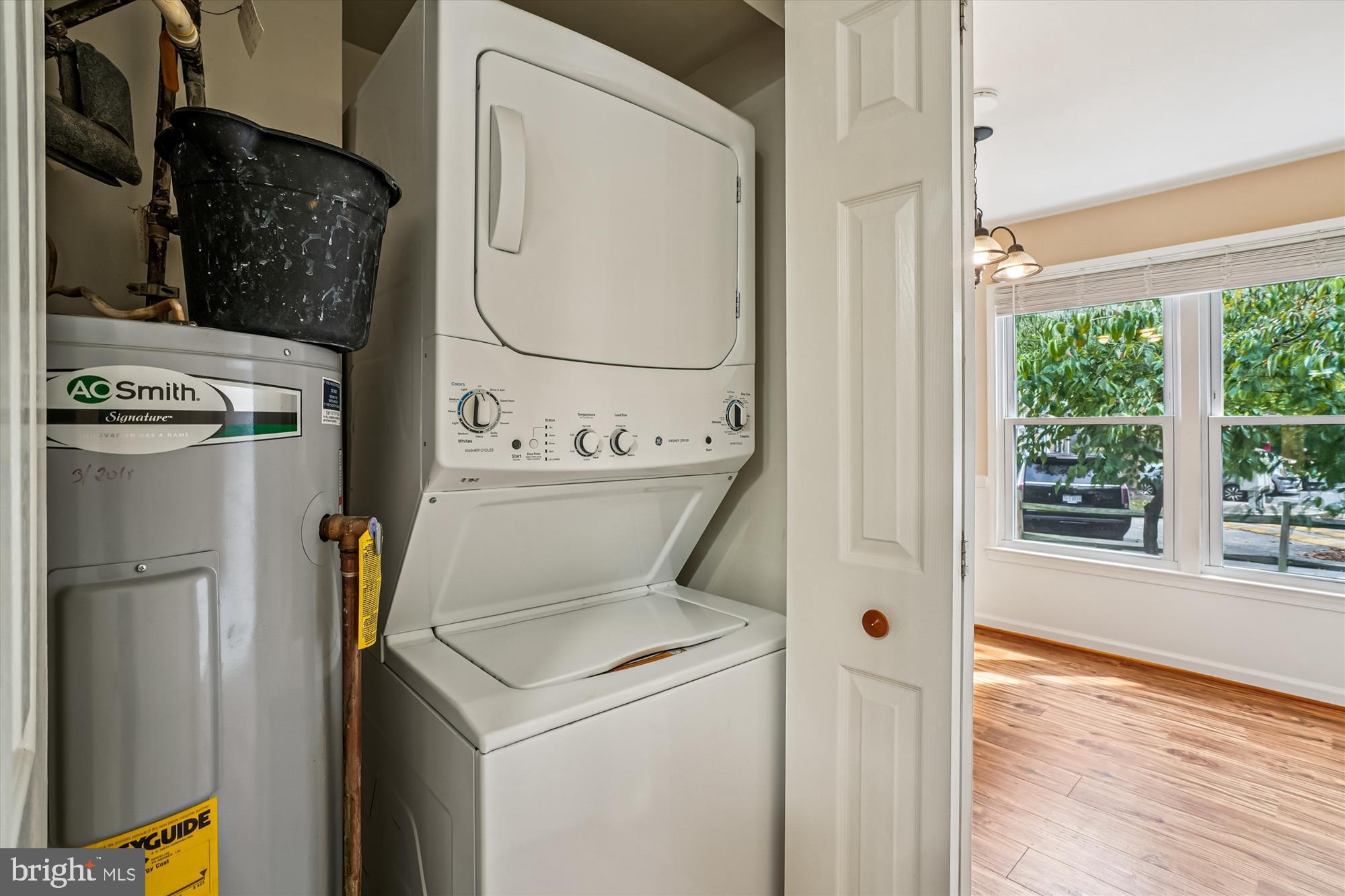 PORT O DUMFRIES - Residential Lease