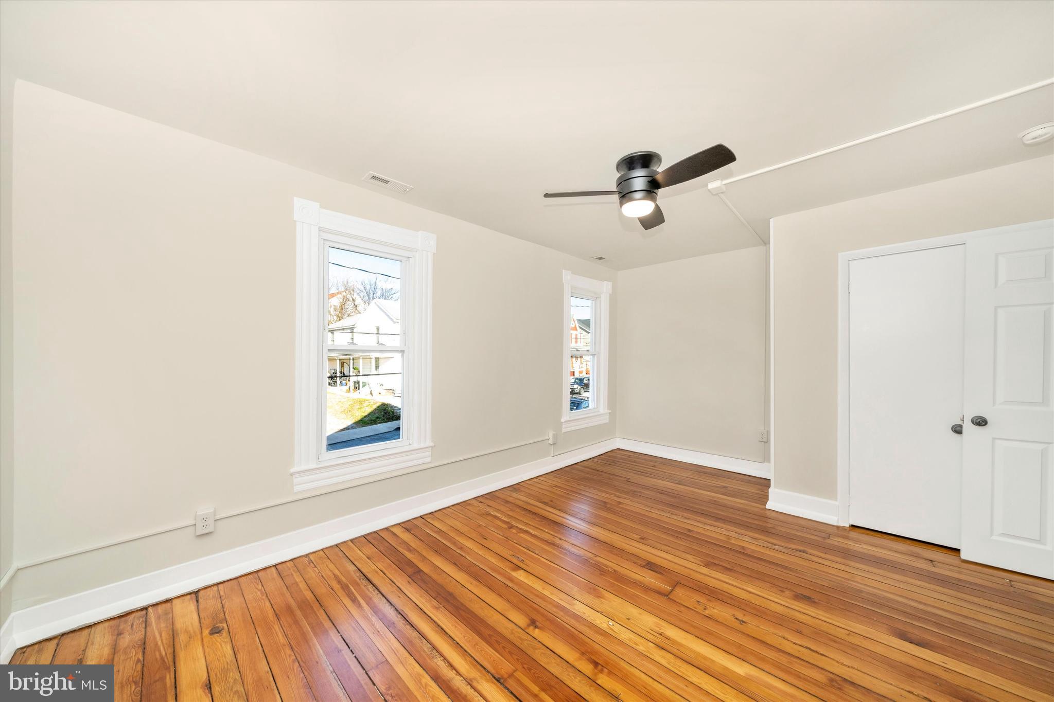 BRUNSWICK - Residential