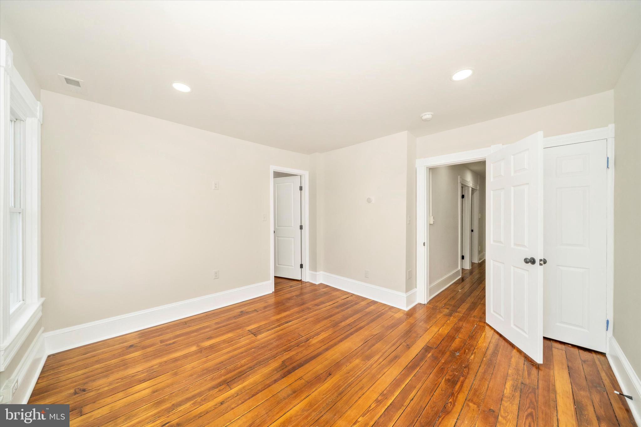 BRUNSWICK - Residential