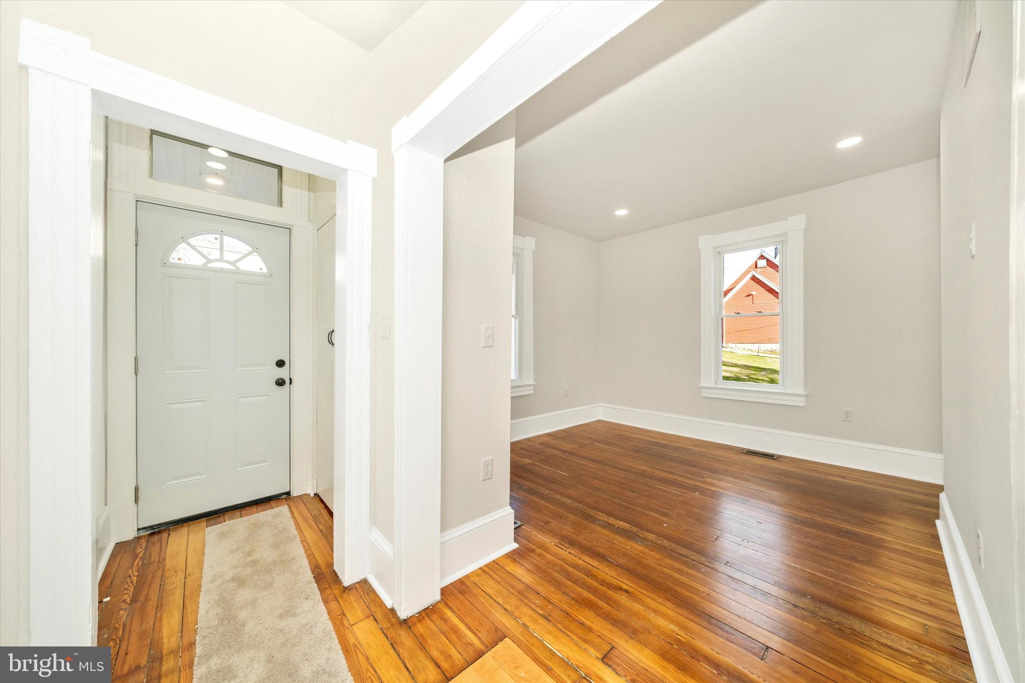 BRUNSWICK - Residential