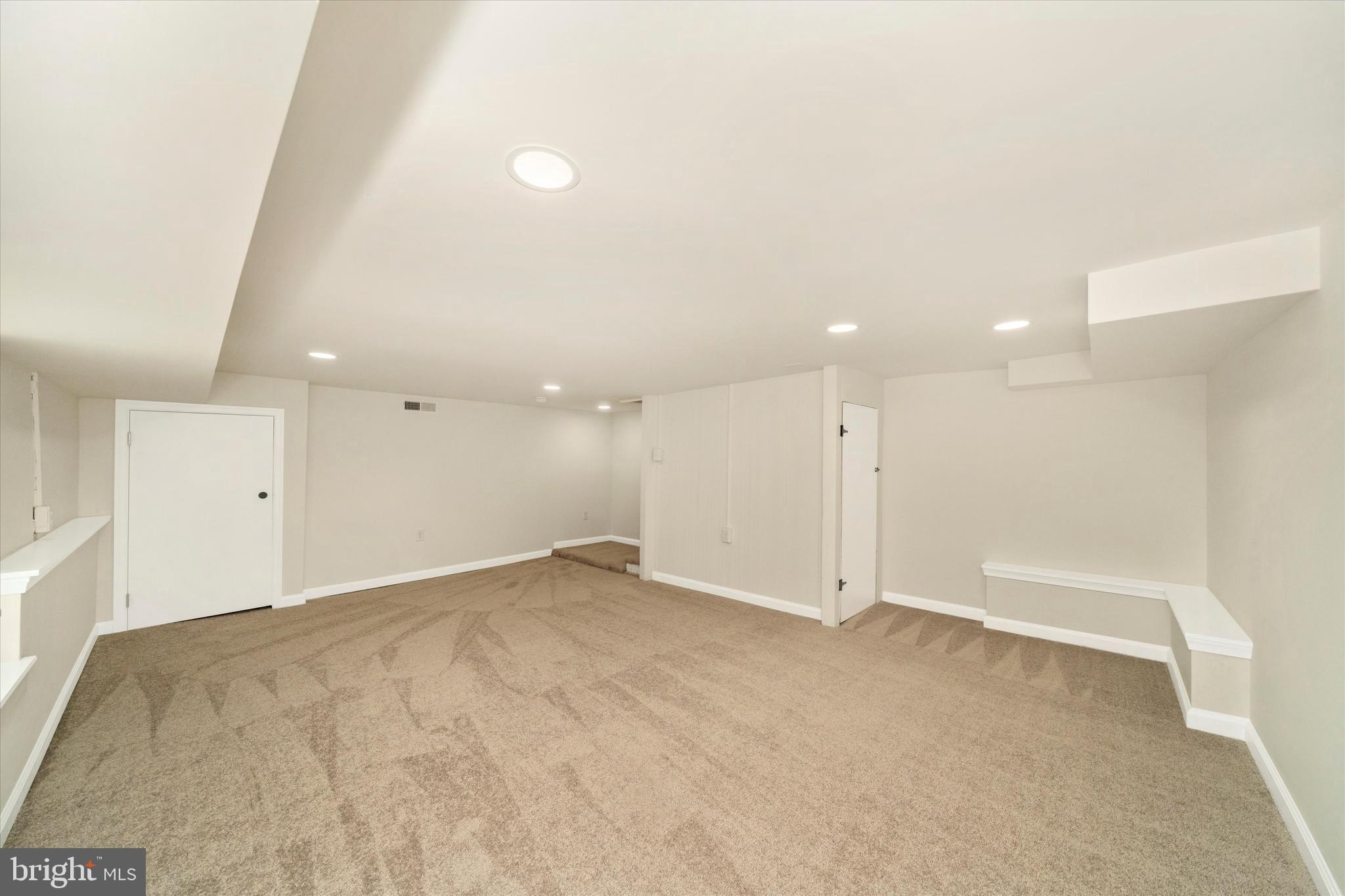 BRUNSWICK - Residential