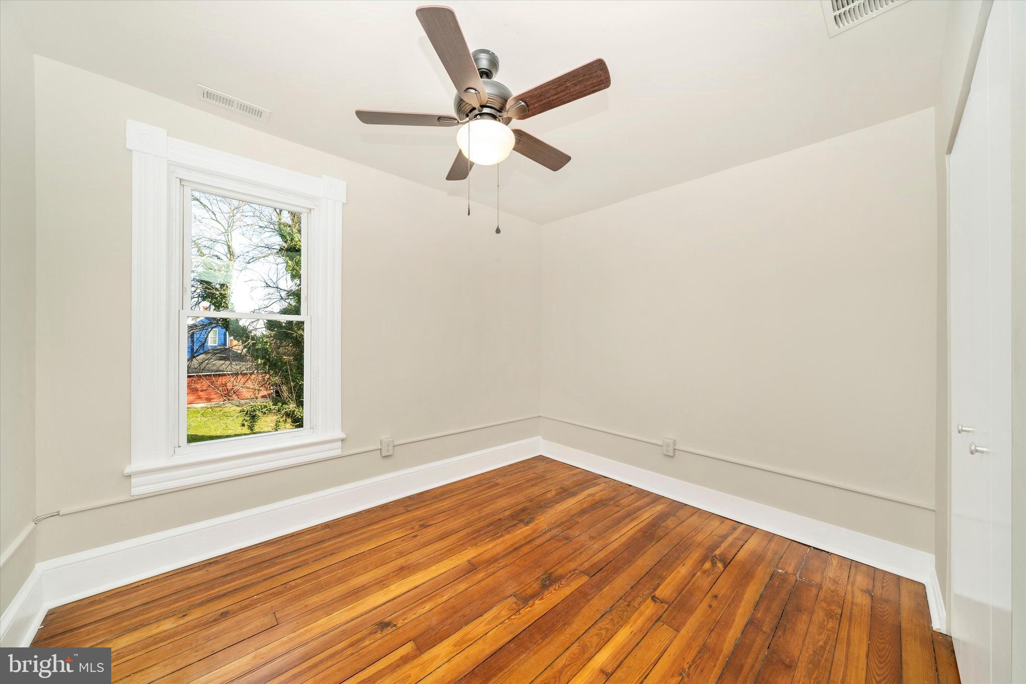 BRUNSWICK - Residential