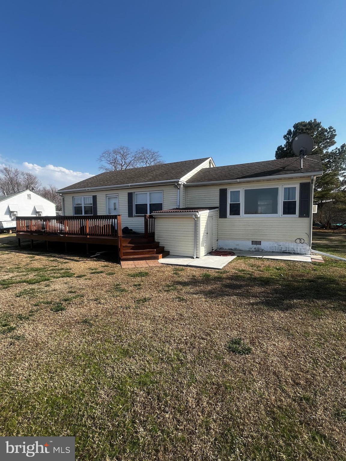 712 TWIN POINT COVE RD