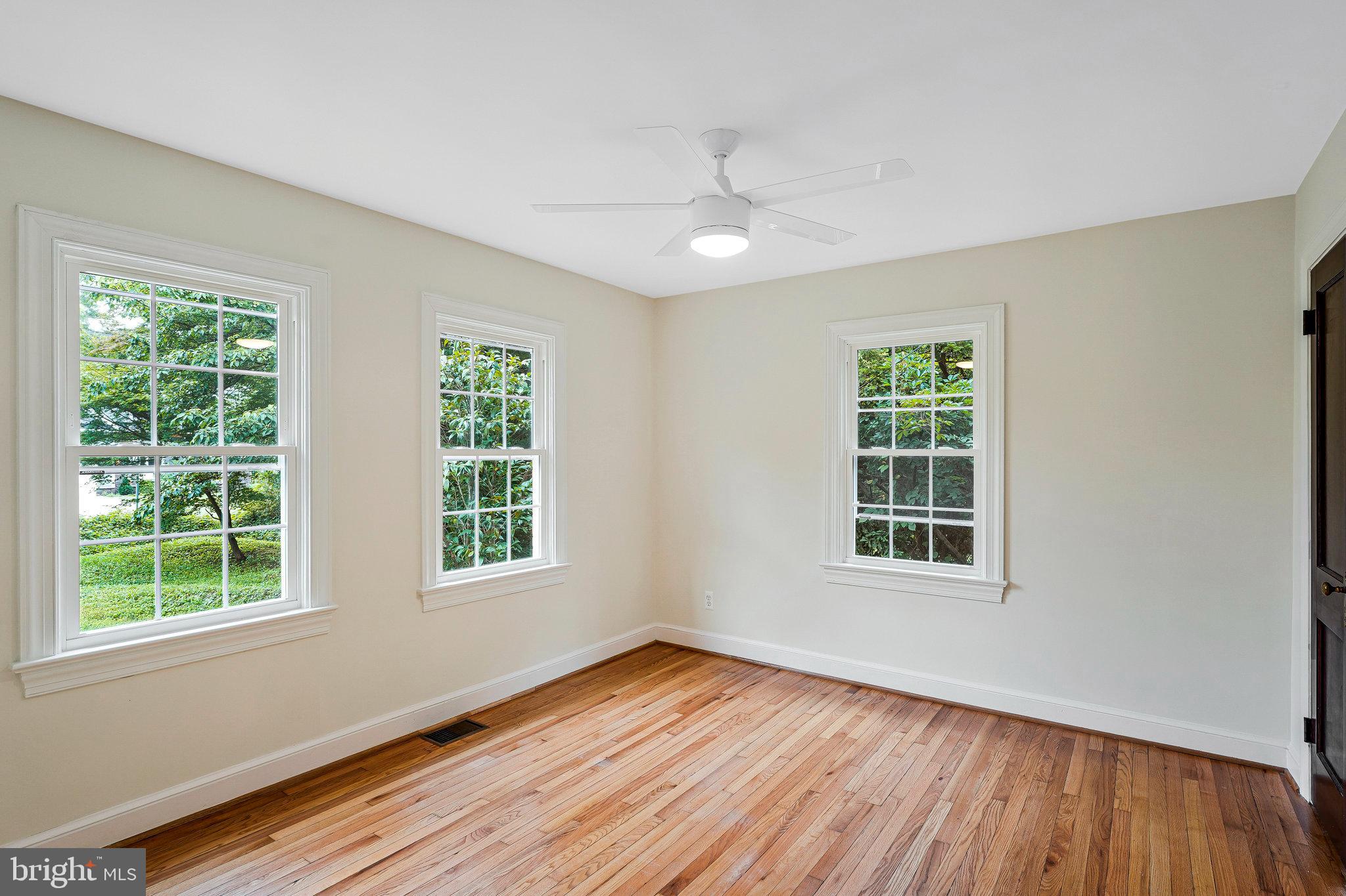 FAIRFAX ACRES - Residential