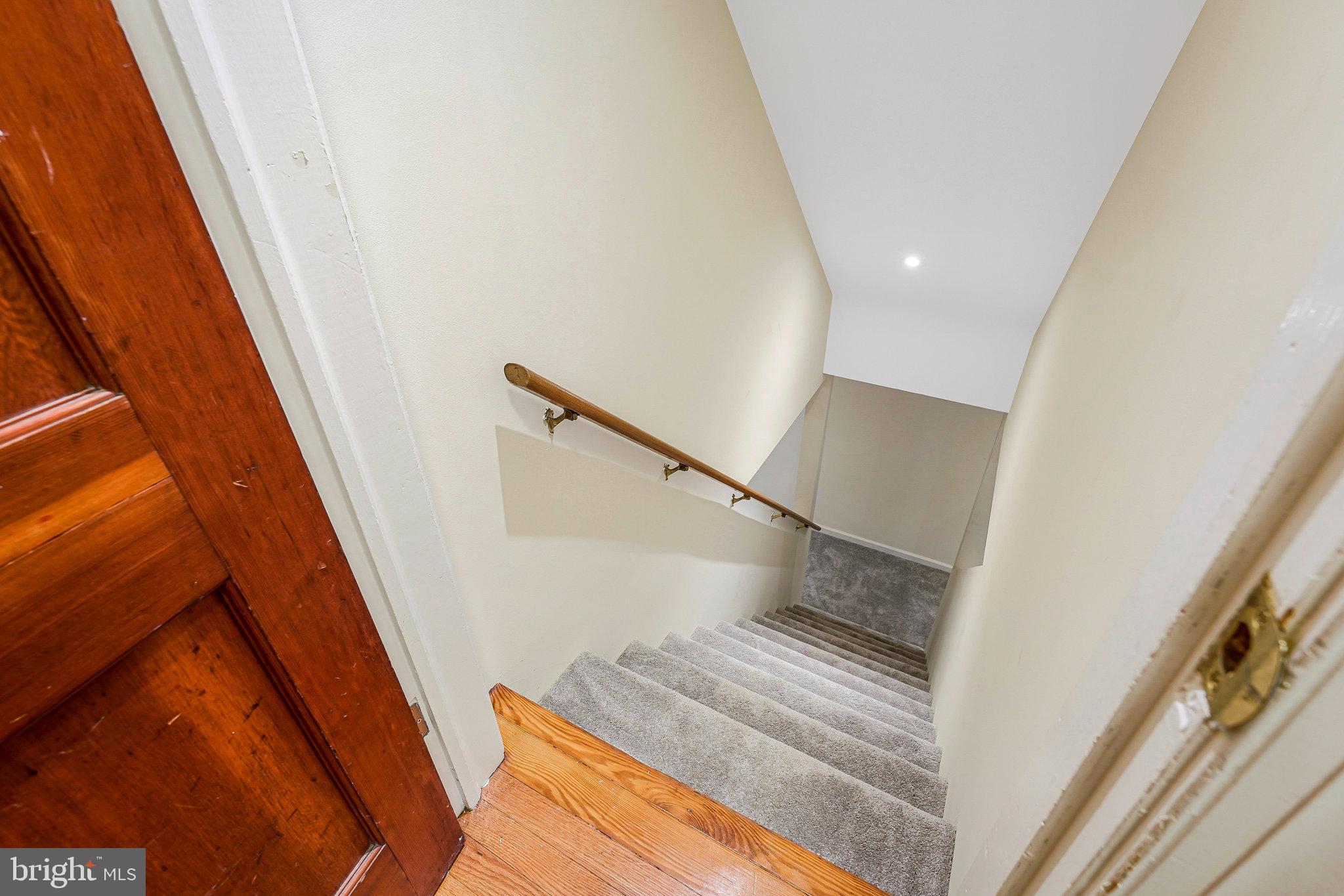 FAIRFAX ACRES - Residential