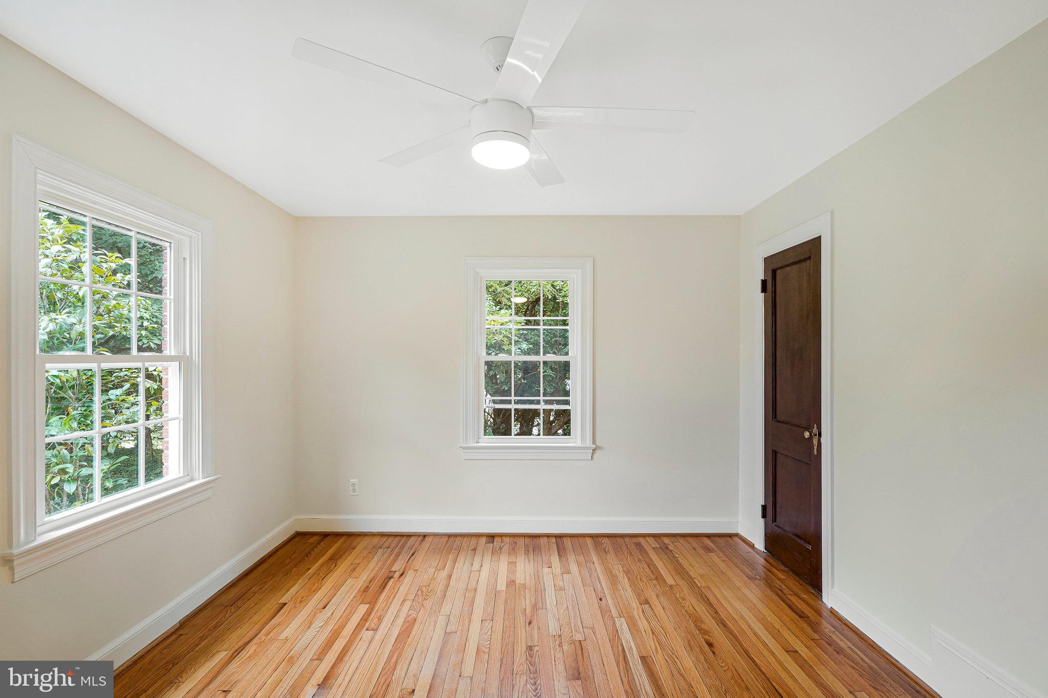 FAIRFAX ACRES - Residential