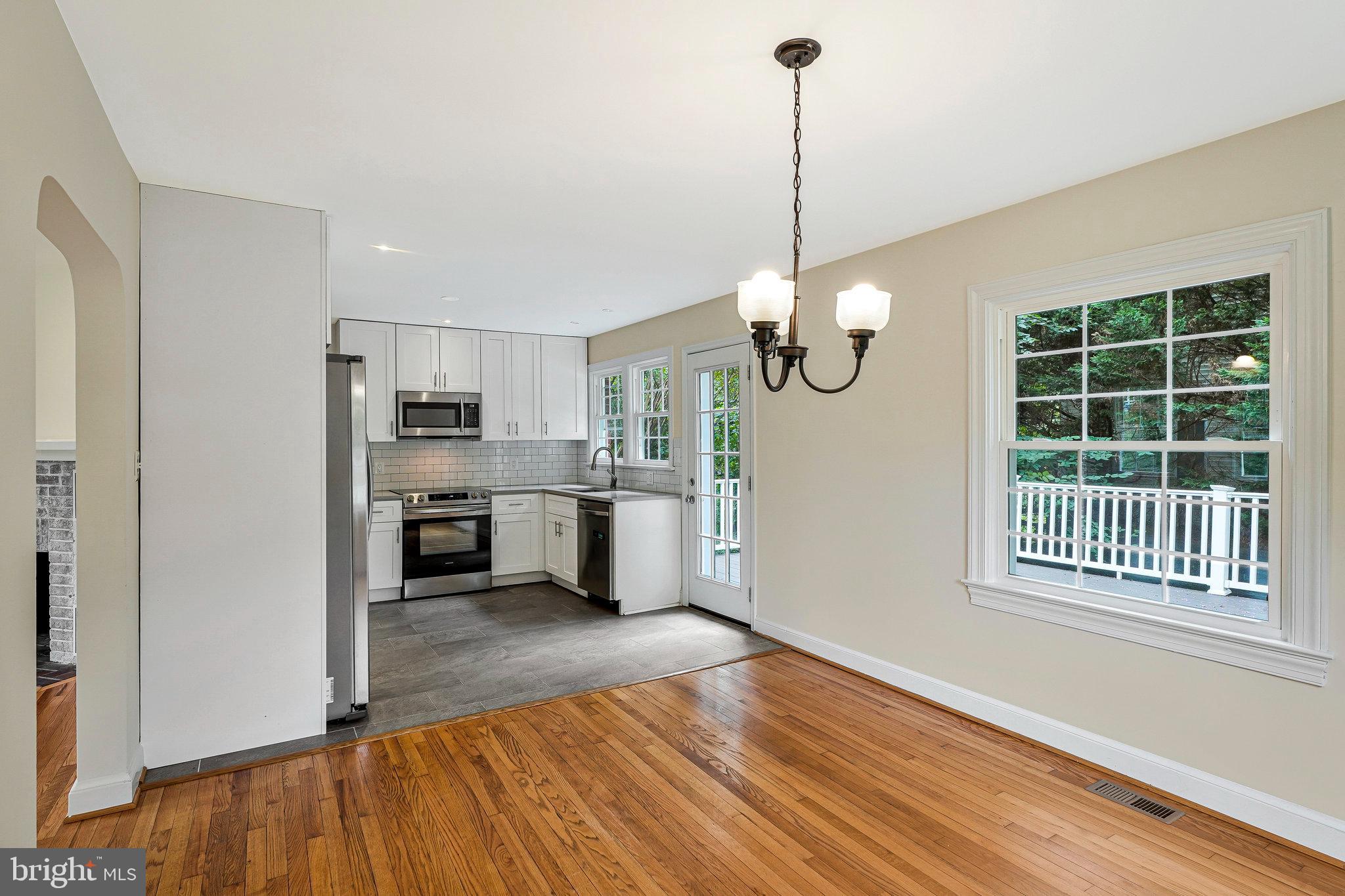 FAIRFAX ACRES - Residential