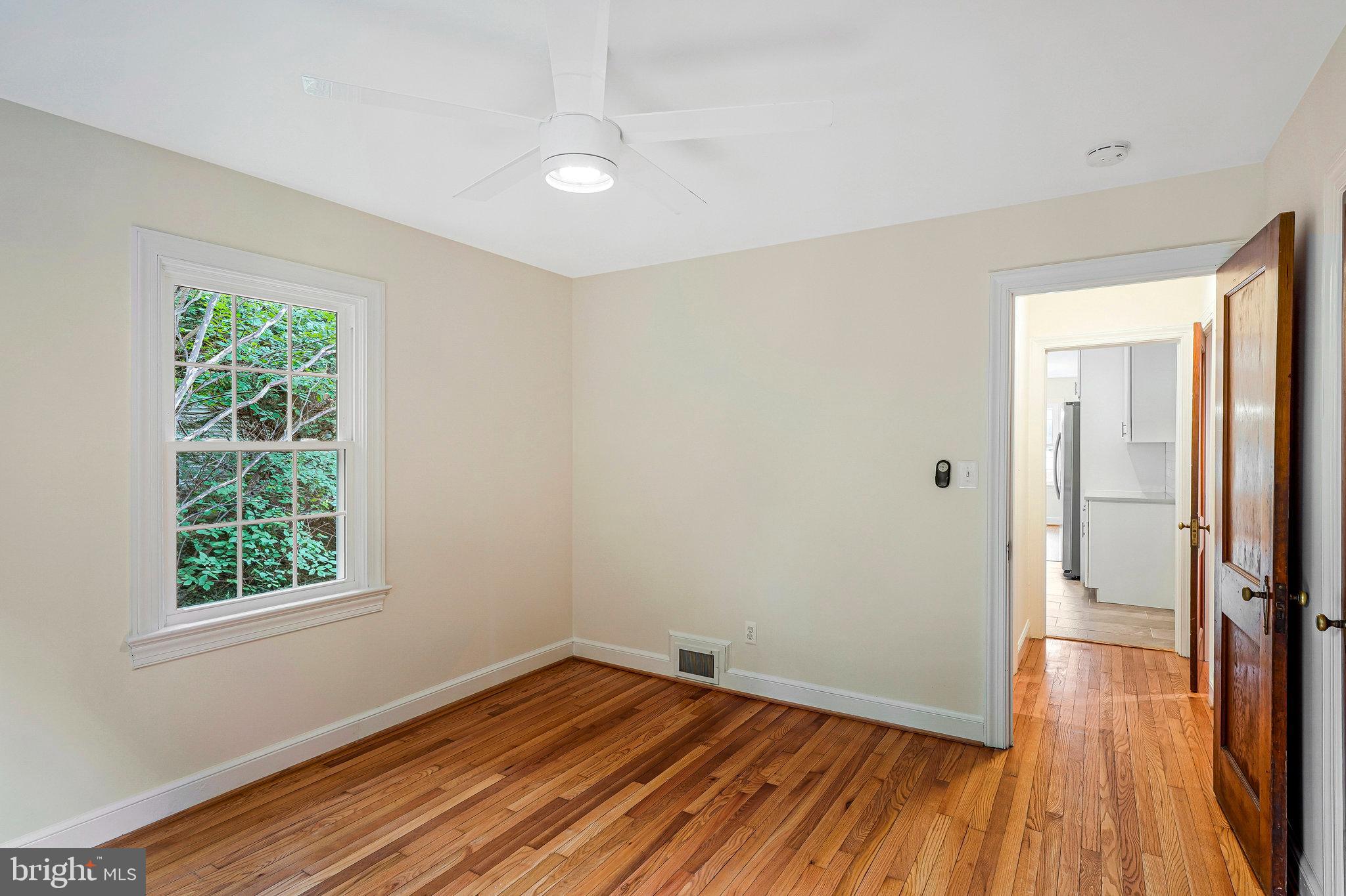 FAIRFAX ACRES - Residential