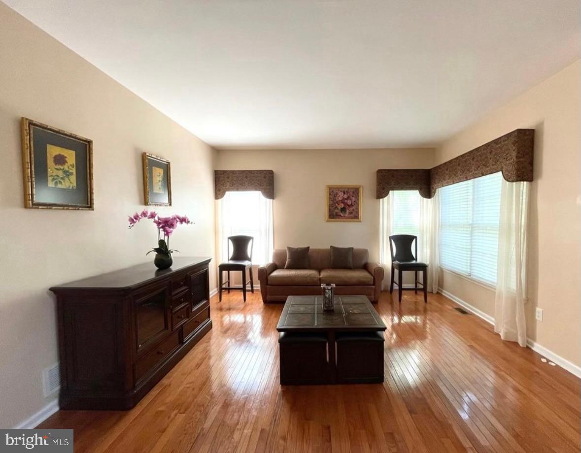 CHERRY VALLEY - Residential Lease