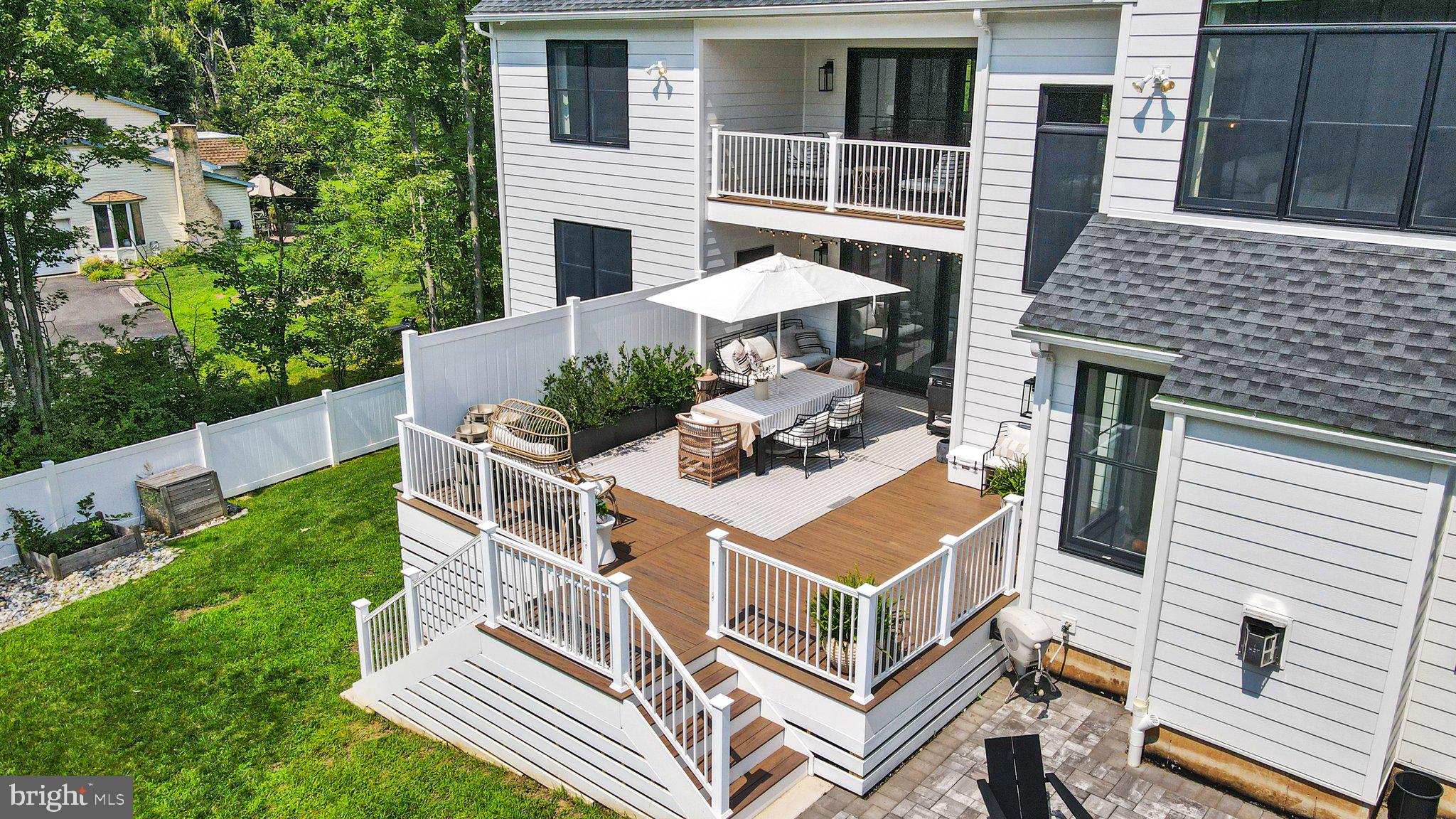 CARRIAGE RUN - Residential