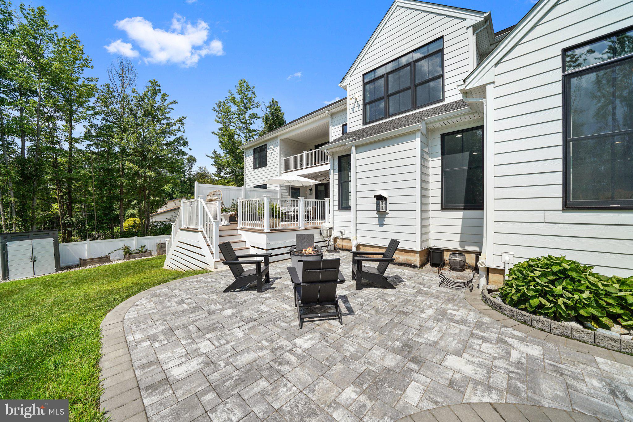 CARRIAGE RUN - Residential