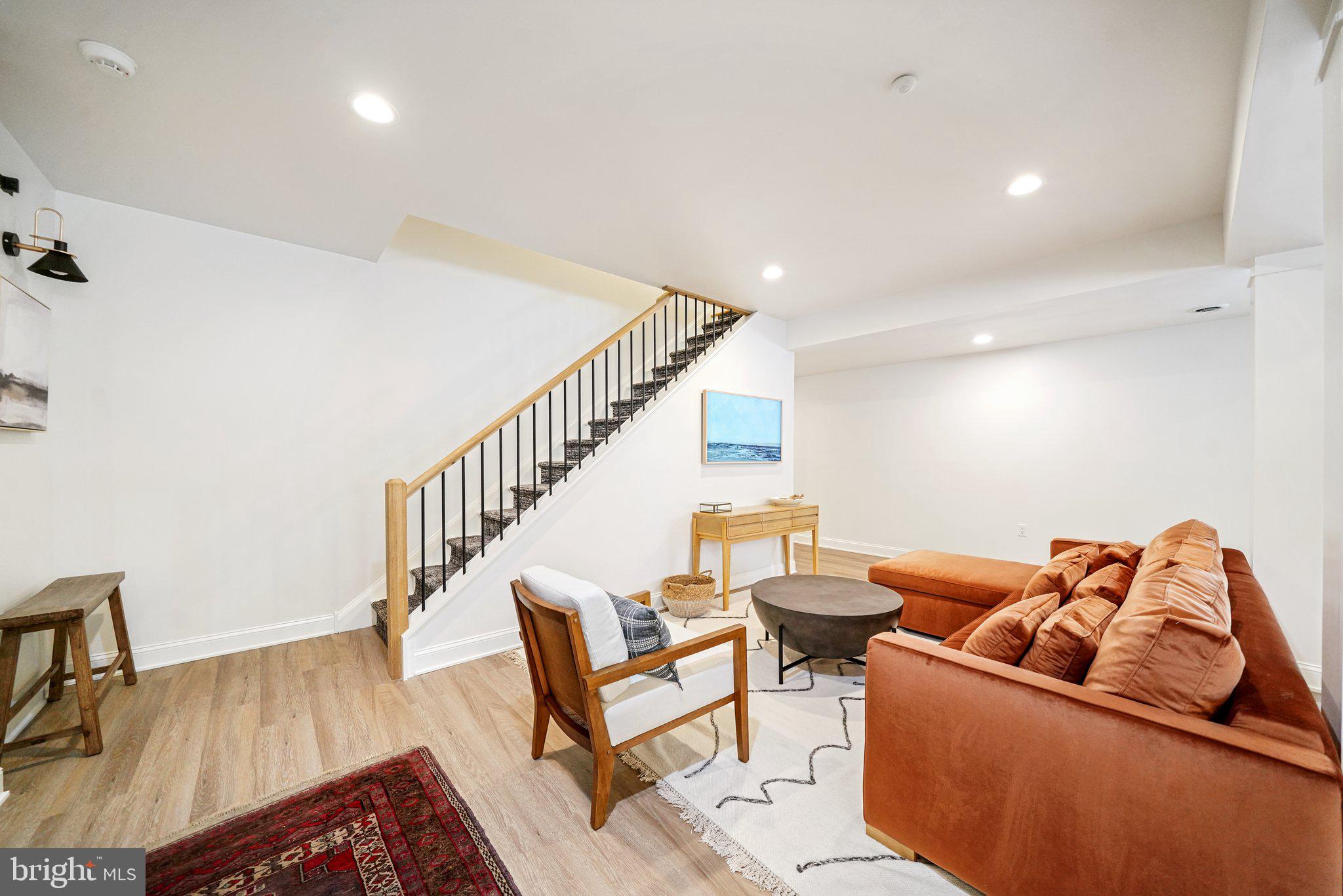 CARRIAGE RUN - Residential