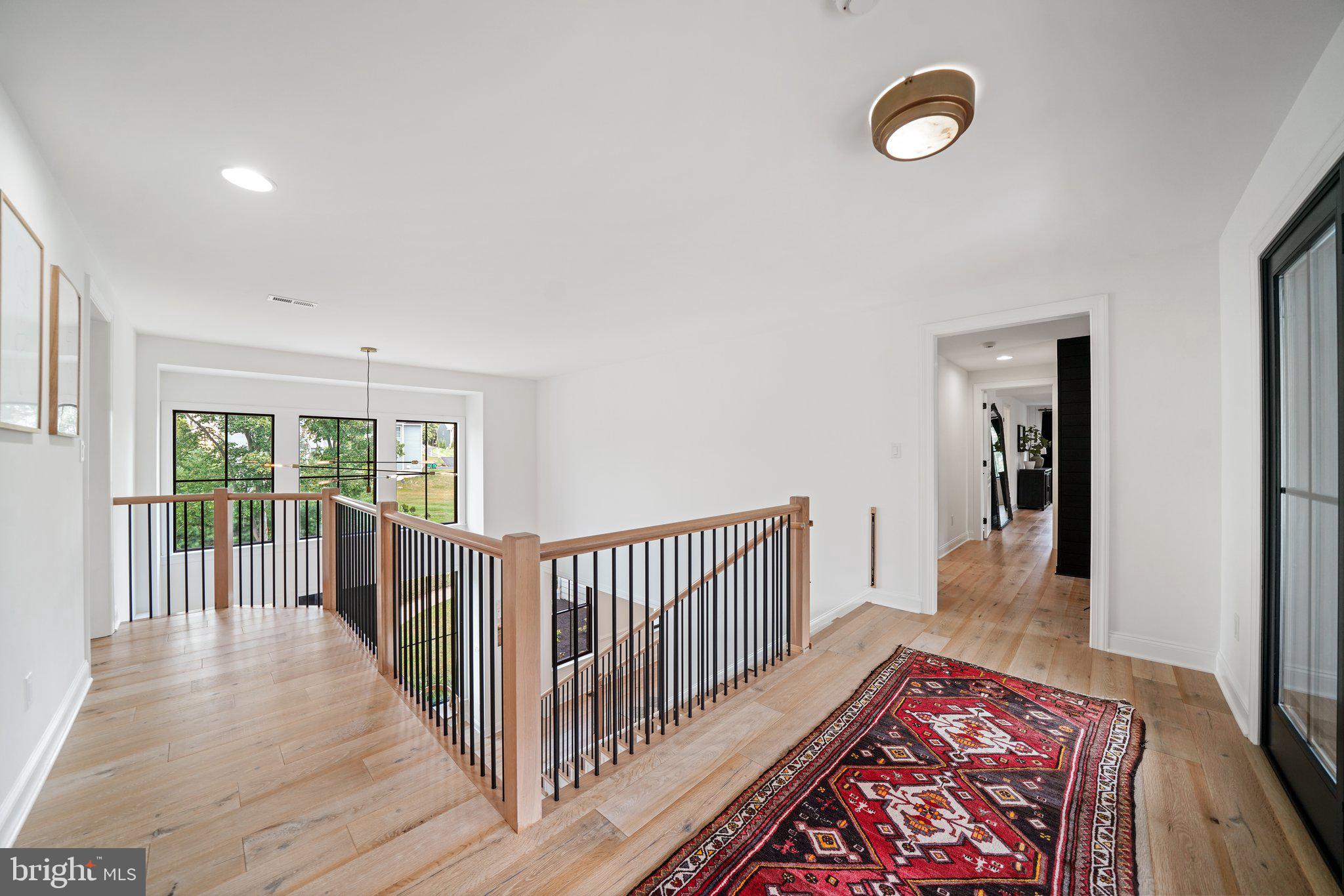 CARRIAGE RUN - Residential