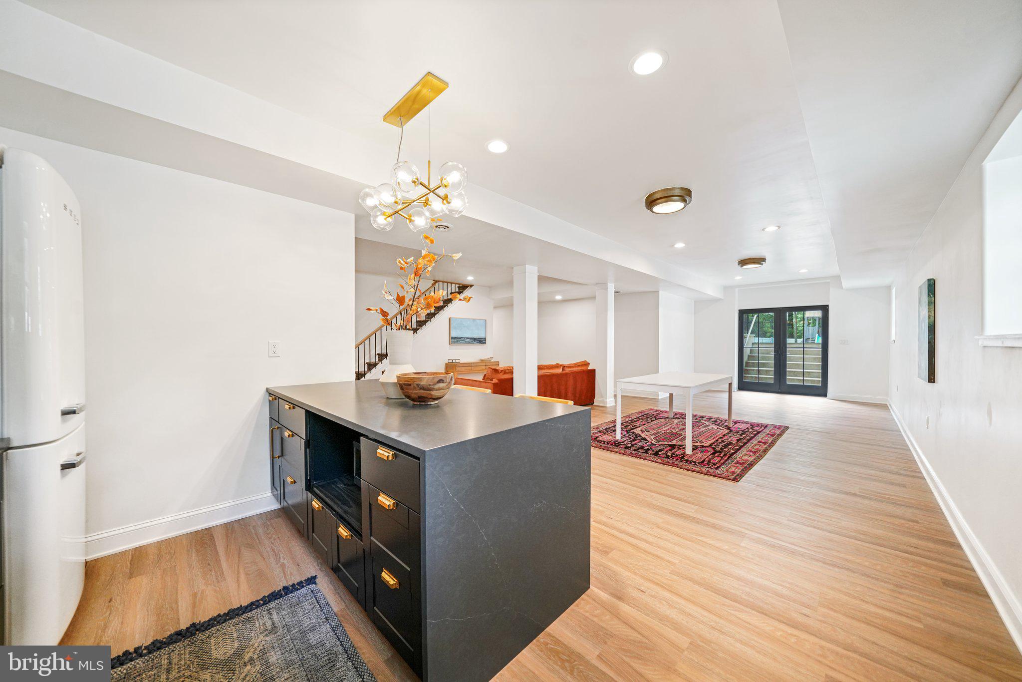 CARRIAGE RUN - Residential