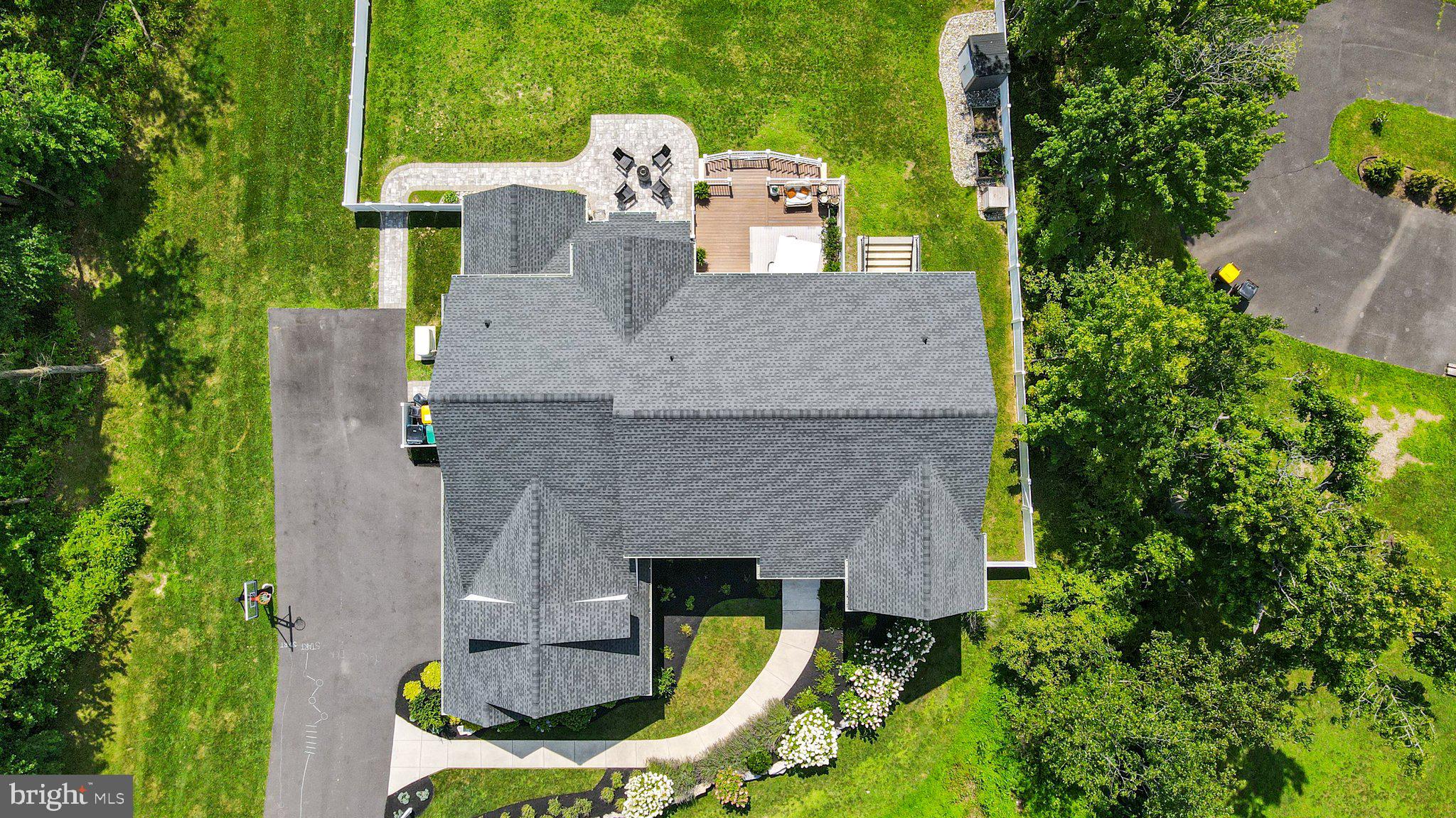 CARRIAGE RUN - Residential