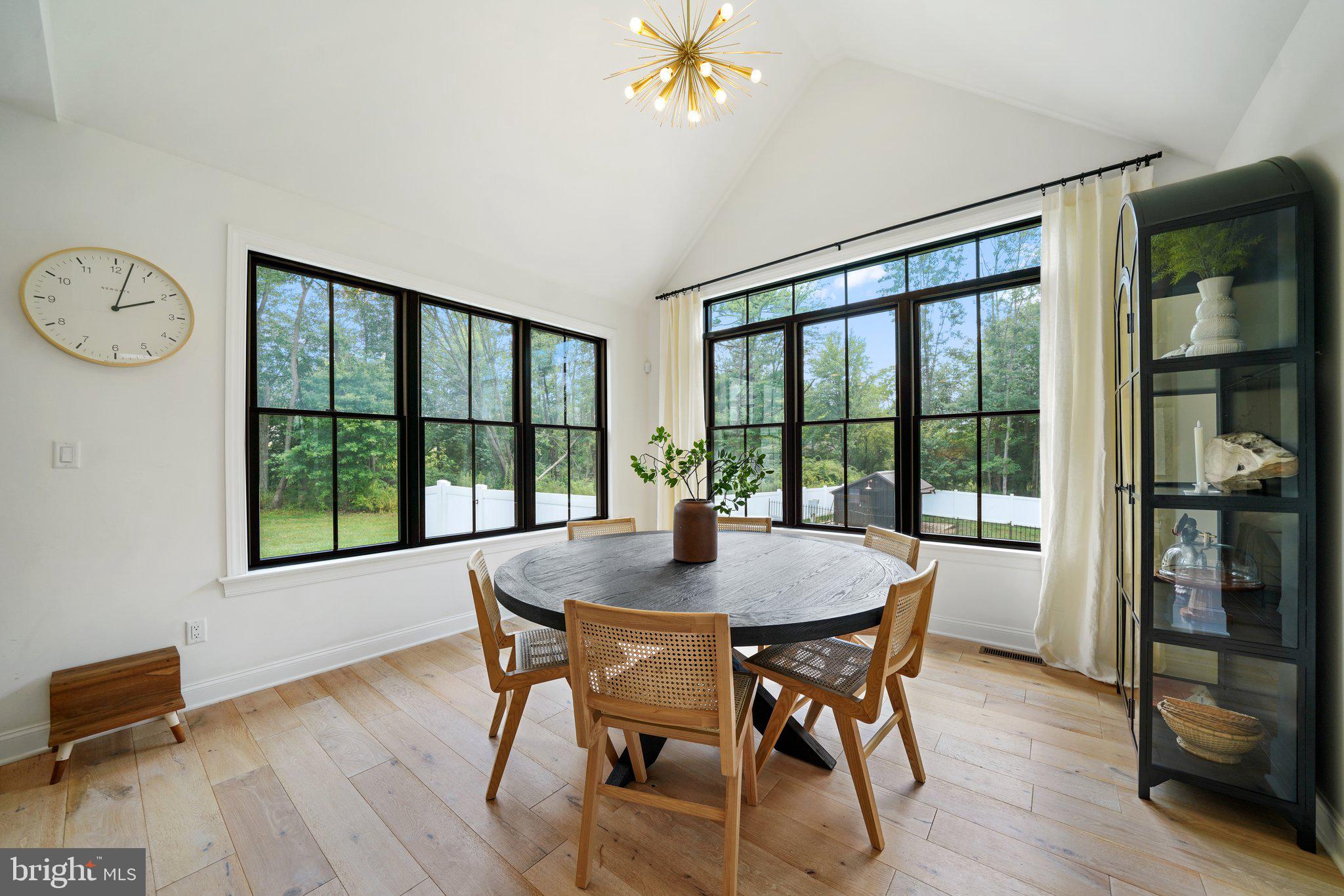 CARRIAGE RUN - Residential