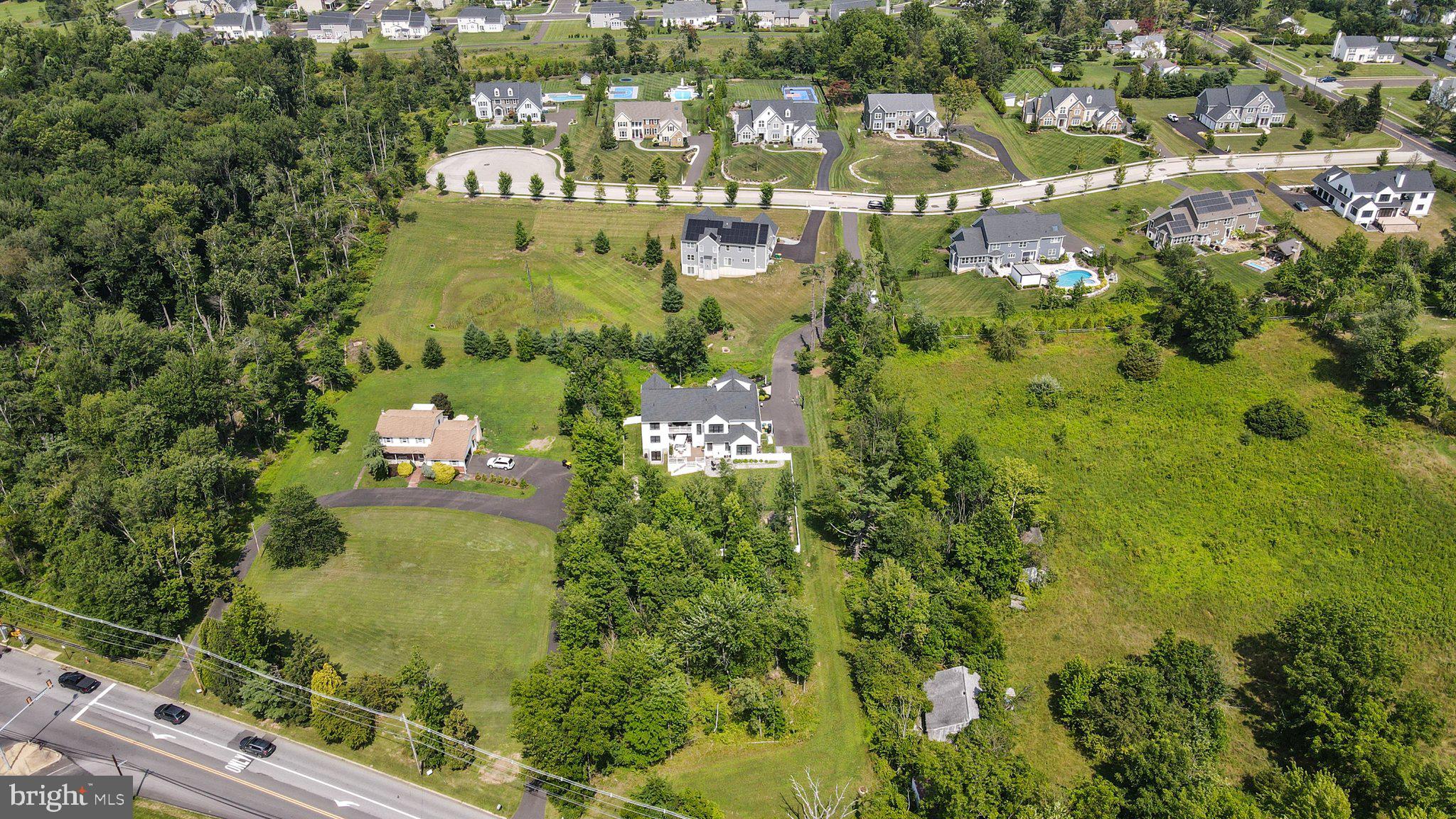 CARRIAGE RUN - Residential